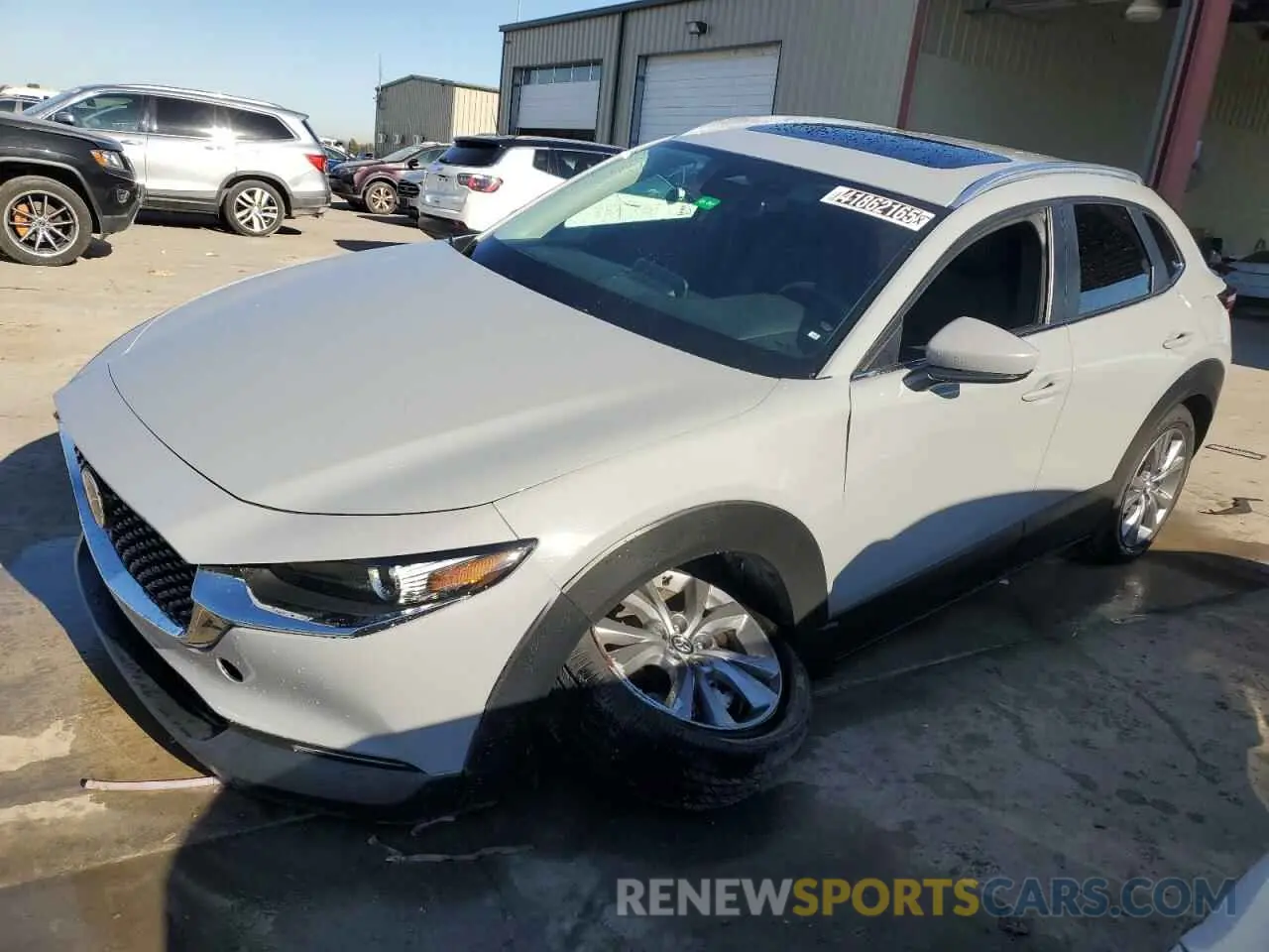 1 Фотография поврежденного автомобиля 3MVDMBCM3SM757439 MAZDA CX30 2025
