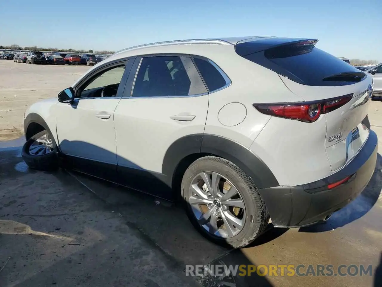 2 Фотография поврежденного автомобиля 3MVDMBCM3SM757439 MAZDA CX30 2025