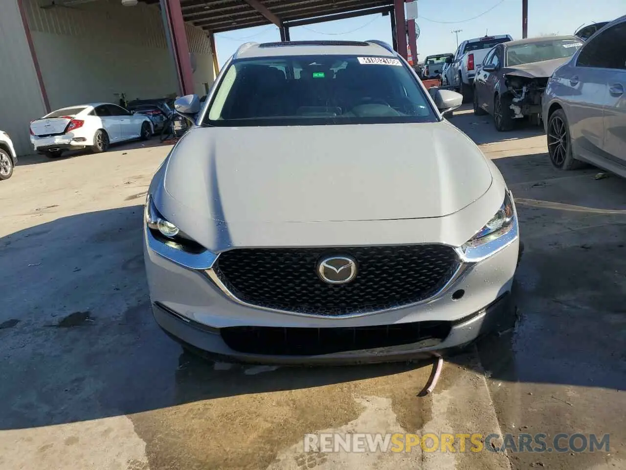5 Фотография поврежденного автомобиля 3MVDMBCM3SM757439 MAZDA CX30 2025