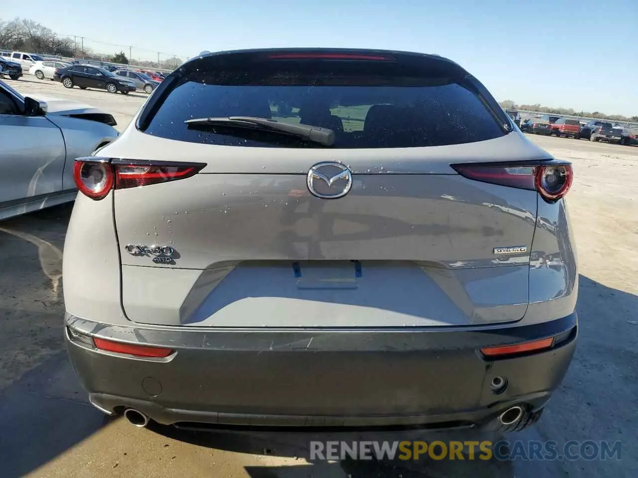 6 Фотография поврежденного автомобиля 3MVDMBCM3SM757439 MAZDA CX30 2025
