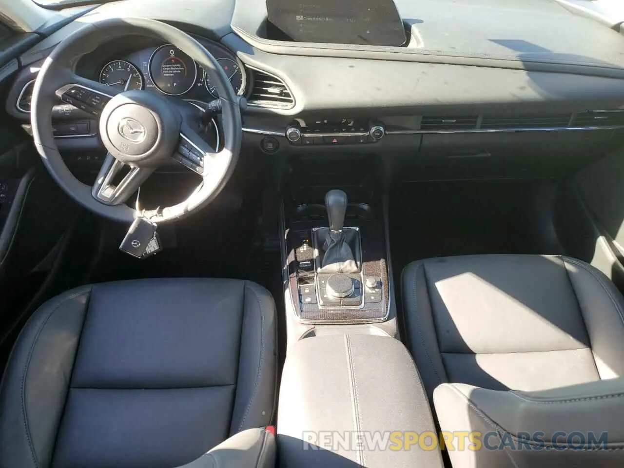 8 Фотография поврежденного автомобиля 3MVDMBCM3SM757439 MAZDA CX30 2025