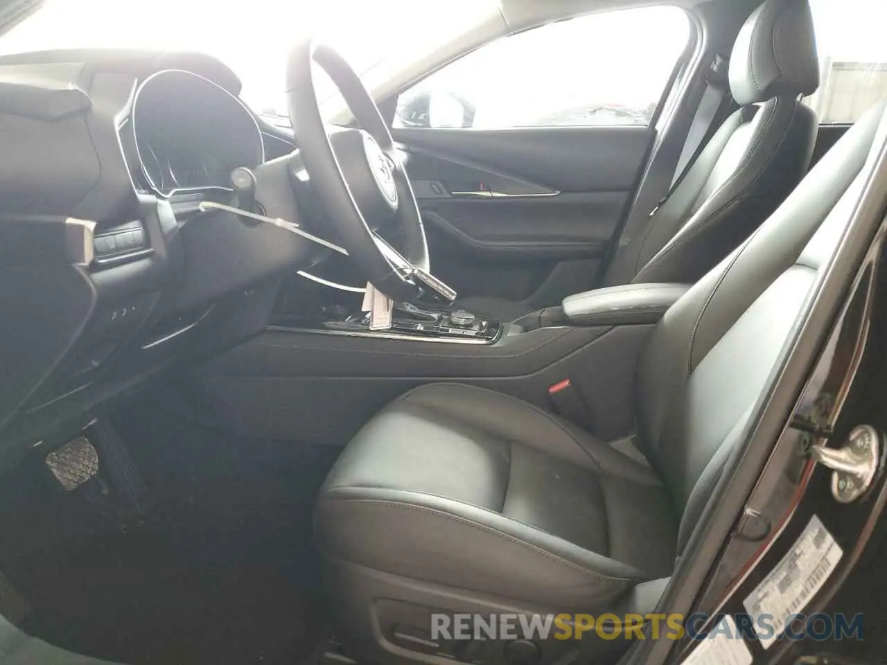7 Фотография поврежденного автомобиля 3MVDMBCM4SM777912 MAZDA CX30 2025