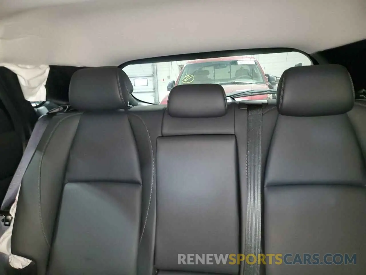 10 Фотография поврежденного автомобиля 3MVDMBCM4SM787419 MAZDA CX30 2025