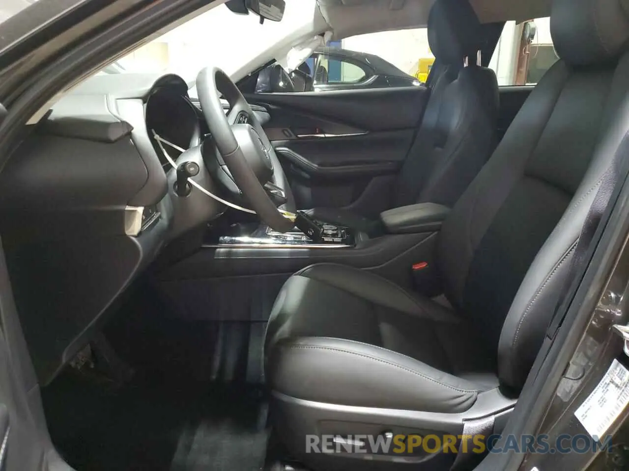 7 Фотография поврежденного автомобиля 3MVDMBCM4SM787419 MAZDA CX30 2025