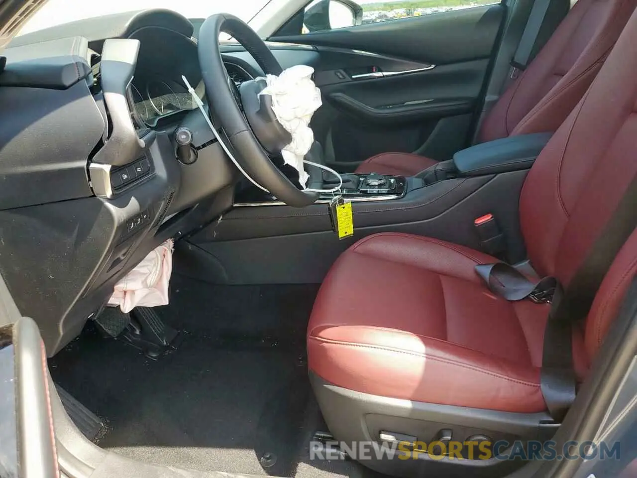 7 Фотография поврежденного автомобиля 3MVDMBCM4SM794077 MAZDA CX30 2025