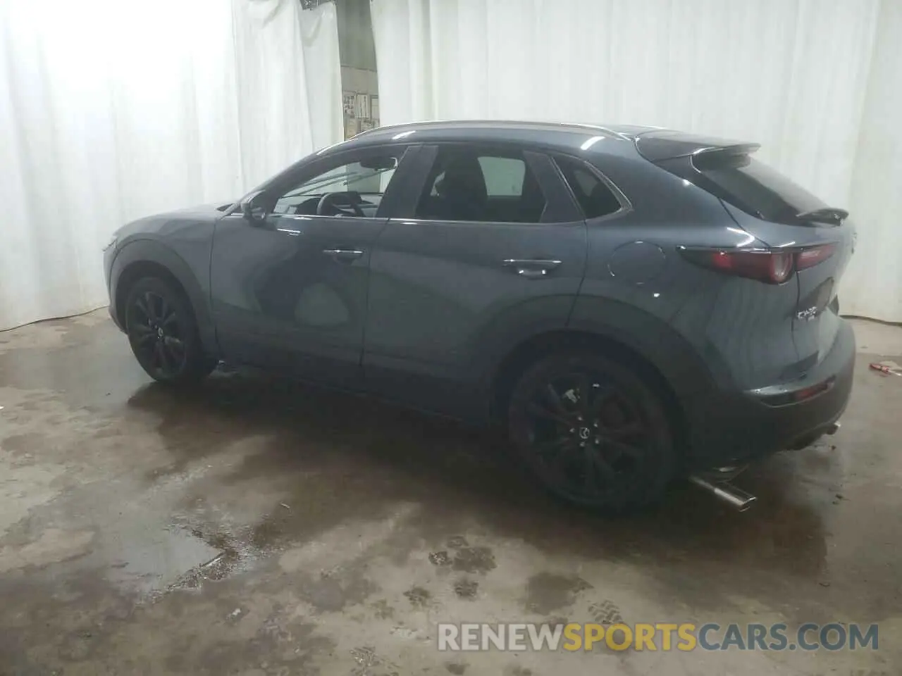 2 Photograph of a damaged car 3MVDMBCMXSM753615 MAZDA CX30 2025
