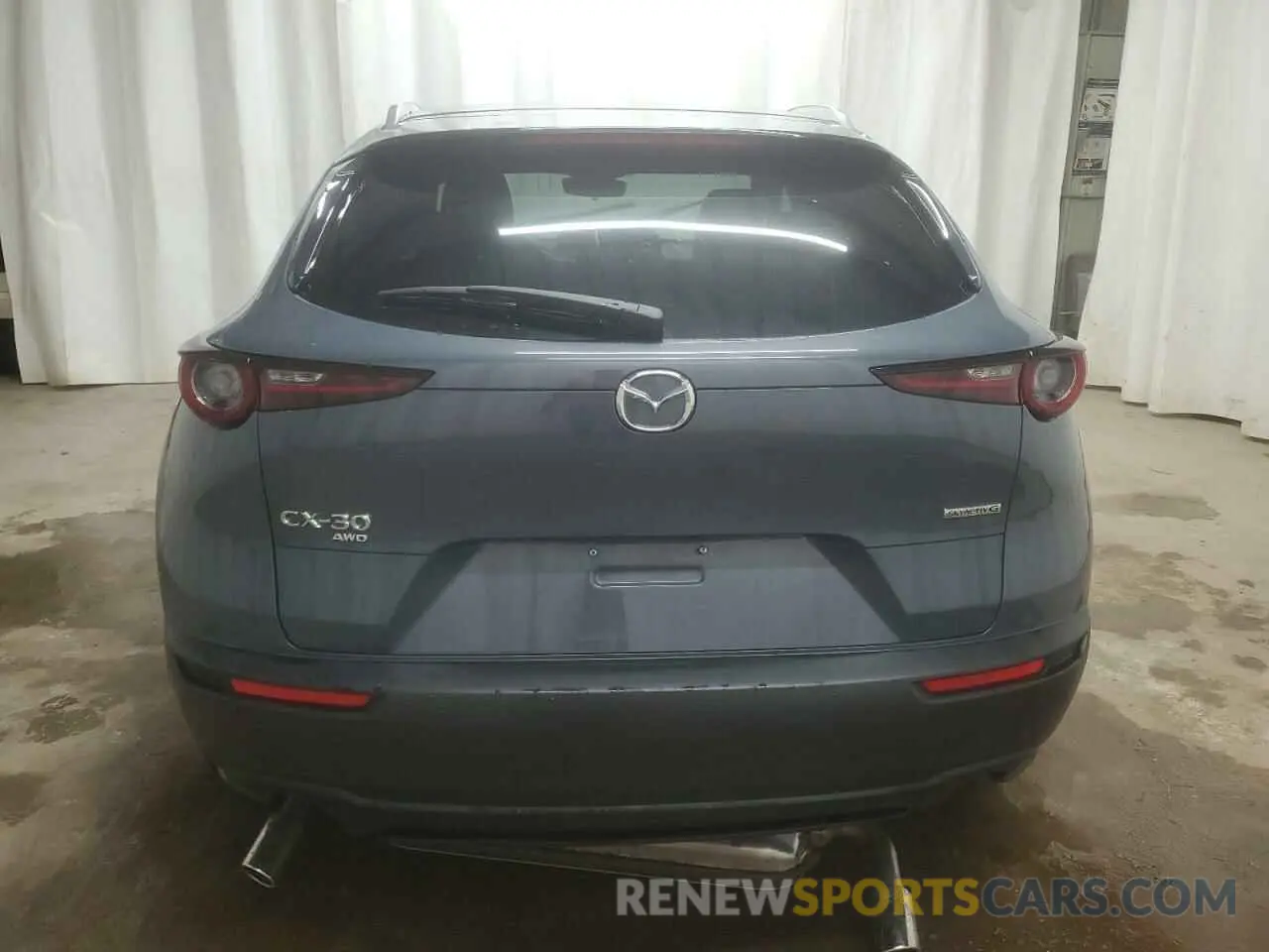 6 Photograph of a damaged car 3MVDMBCMXSM753615 MAZDA CX30 2025