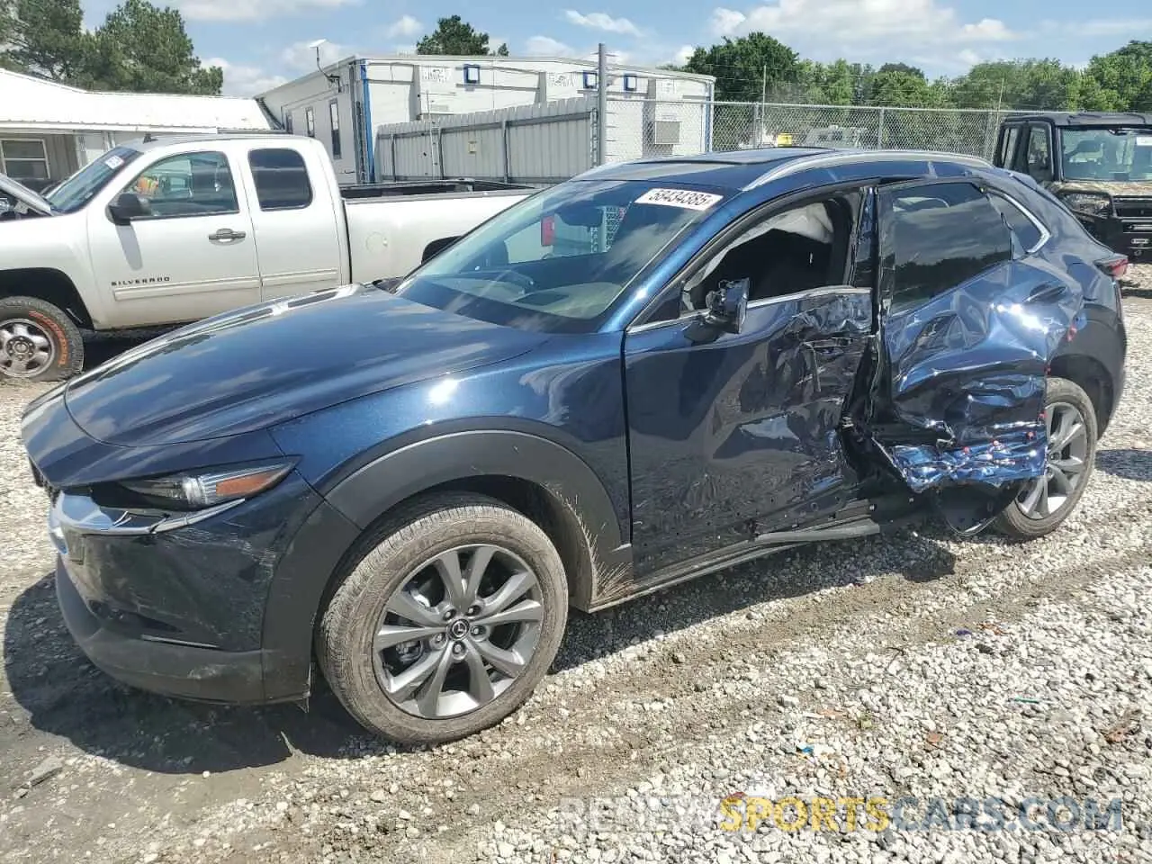1 Фотография поврежденного автомобиля 3MVDMBDM3SM830422 MAZDA CX30 2025