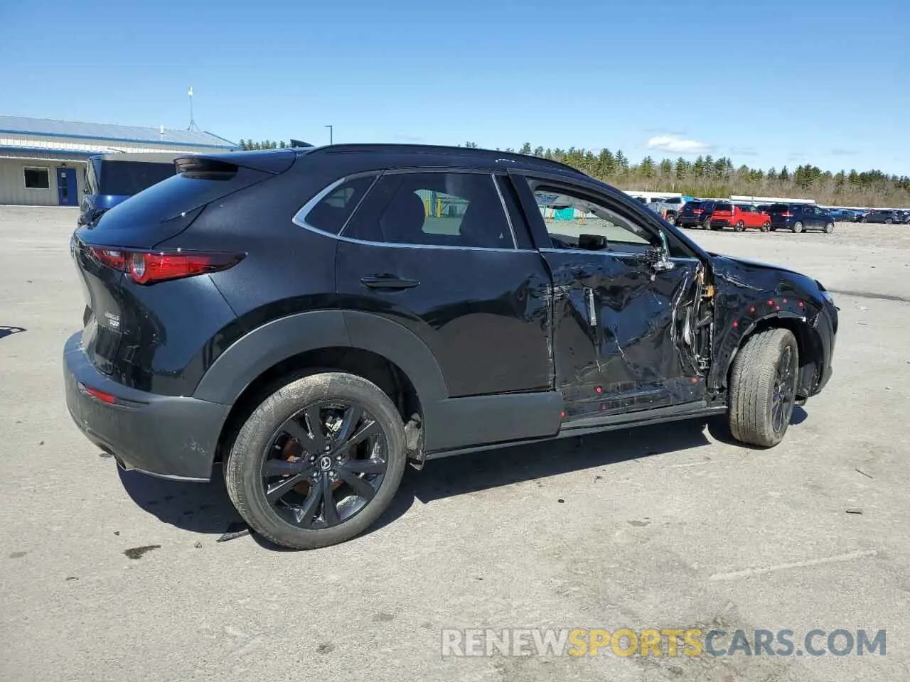 3 Photograph of a damaged car 3MVDMBEY6SM755328 MAZDA CX30 2025