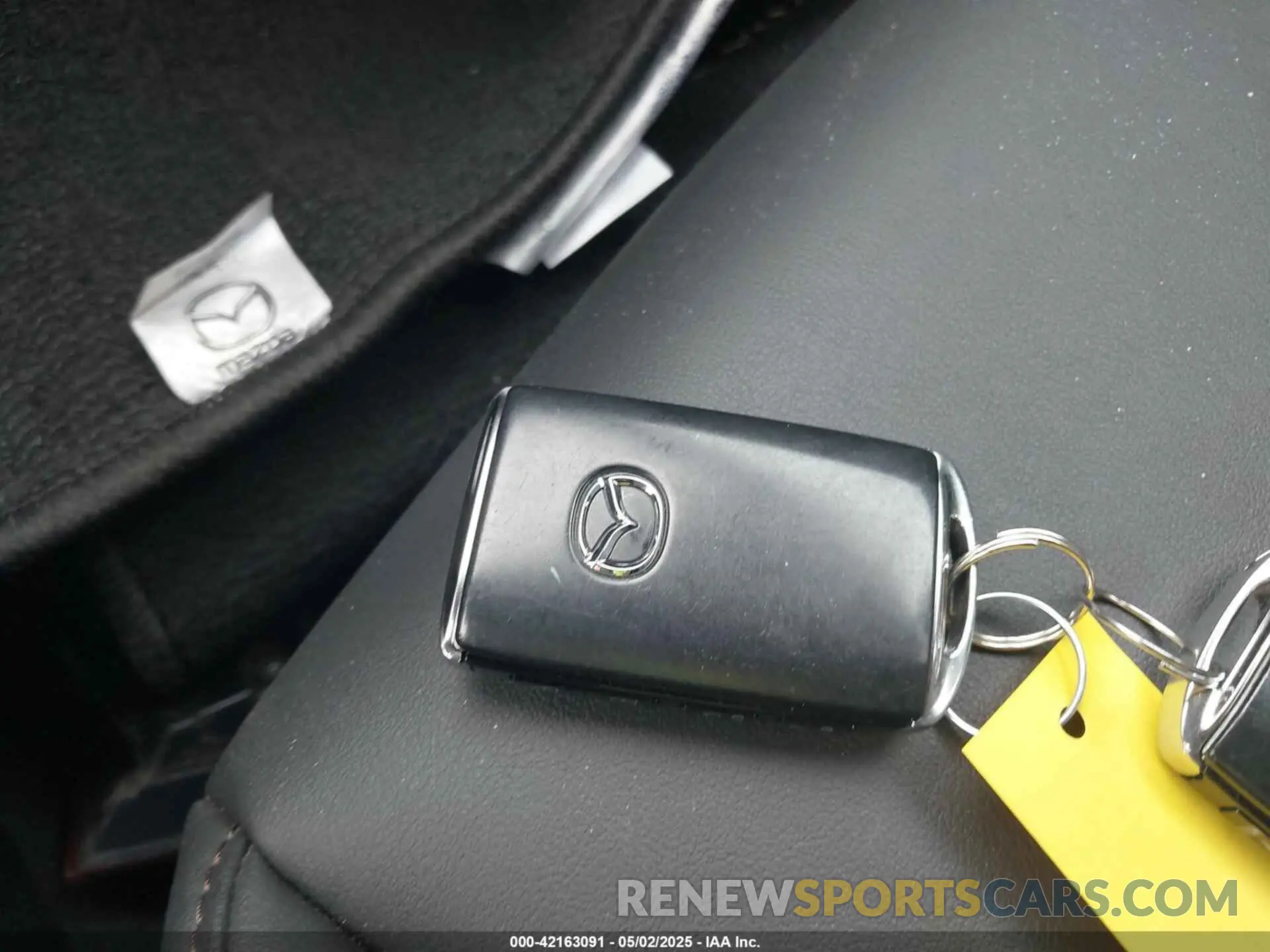11 Photograph of a damaged car 3MZBPAAL0KM107842 MAZDA MAZDA3 2019