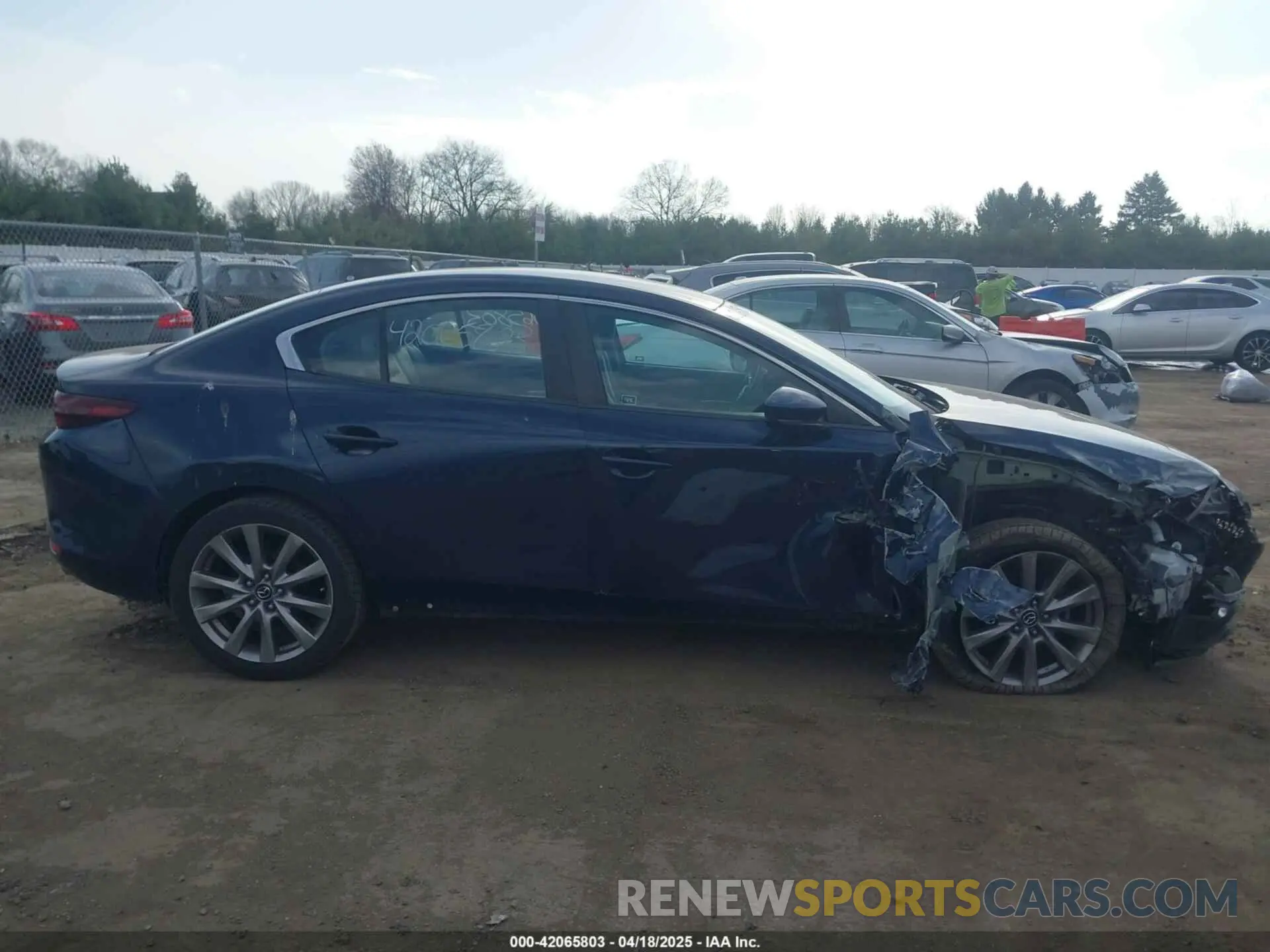 13 Photograph of a damaged car 3MZBPAAL9KM111503 MAZDA MAZDA3 2019