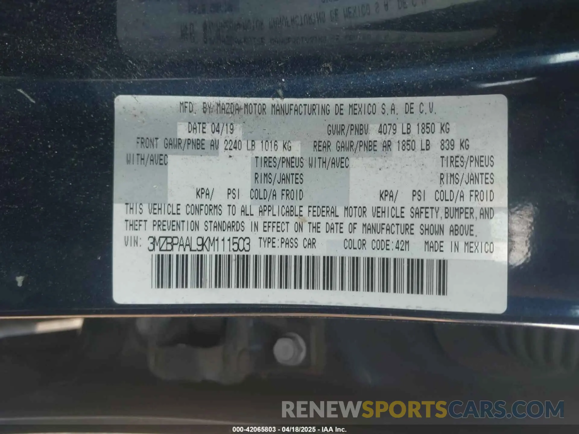 9 Photograph of a damaged car 3MZBPAAL9KM111503 MAZDA MAZDA3 2019