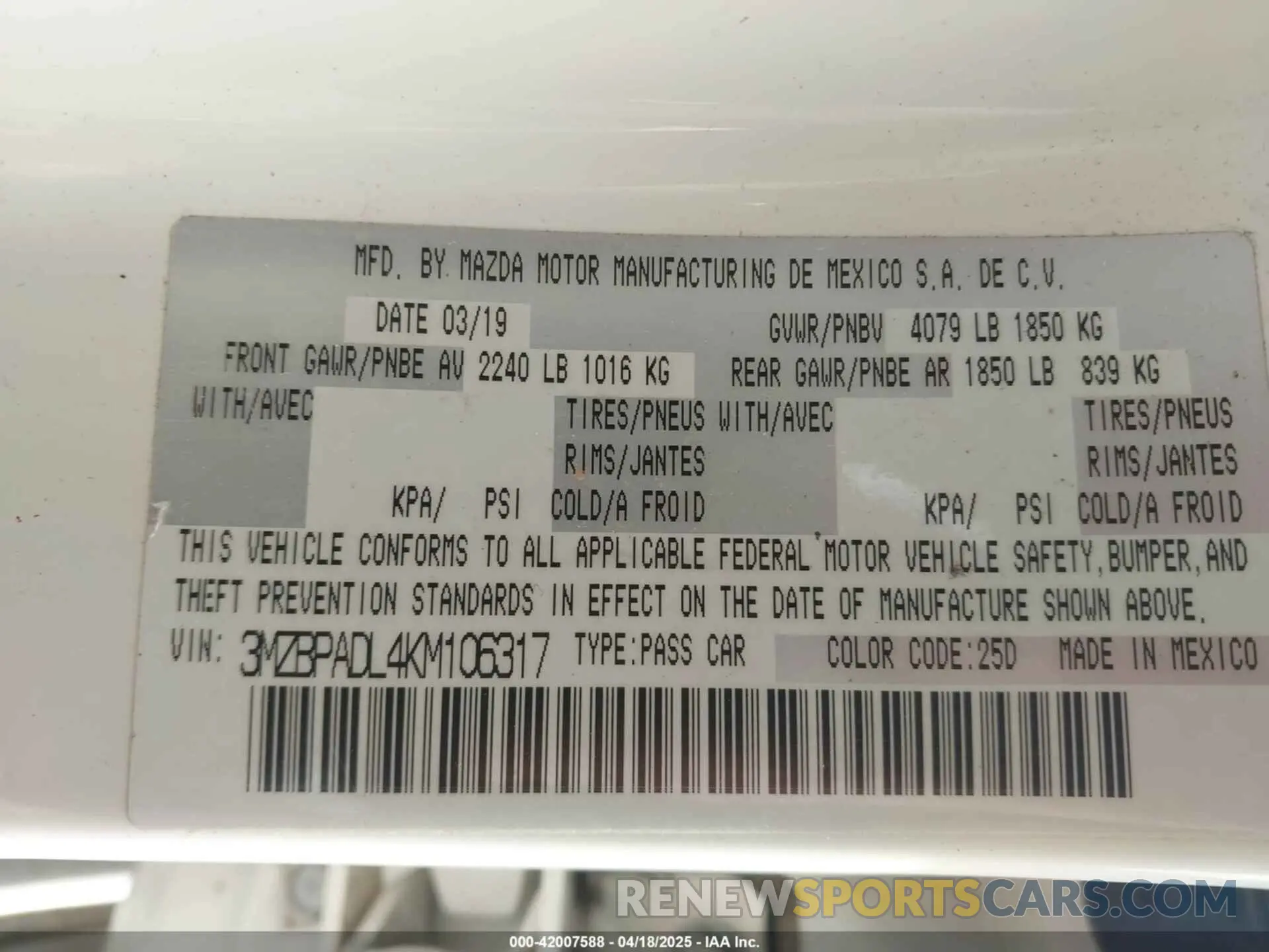 9 Photograph of a damaged car 3MZBPADL4KM106317 MAZDA MAZDA3 2019