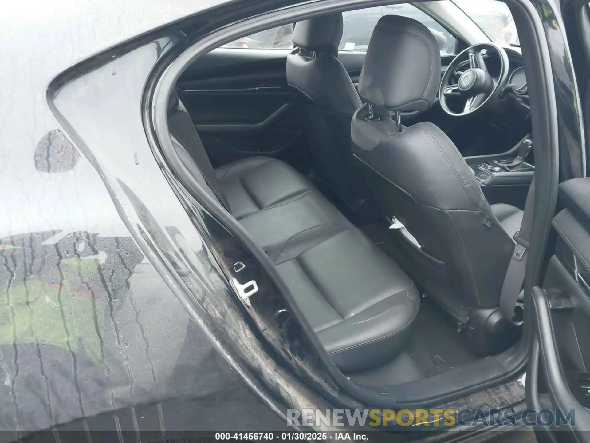 8 Photograph of a damaged car 3MZBPADL4KM108942 MAZDA MAZDA3 2019