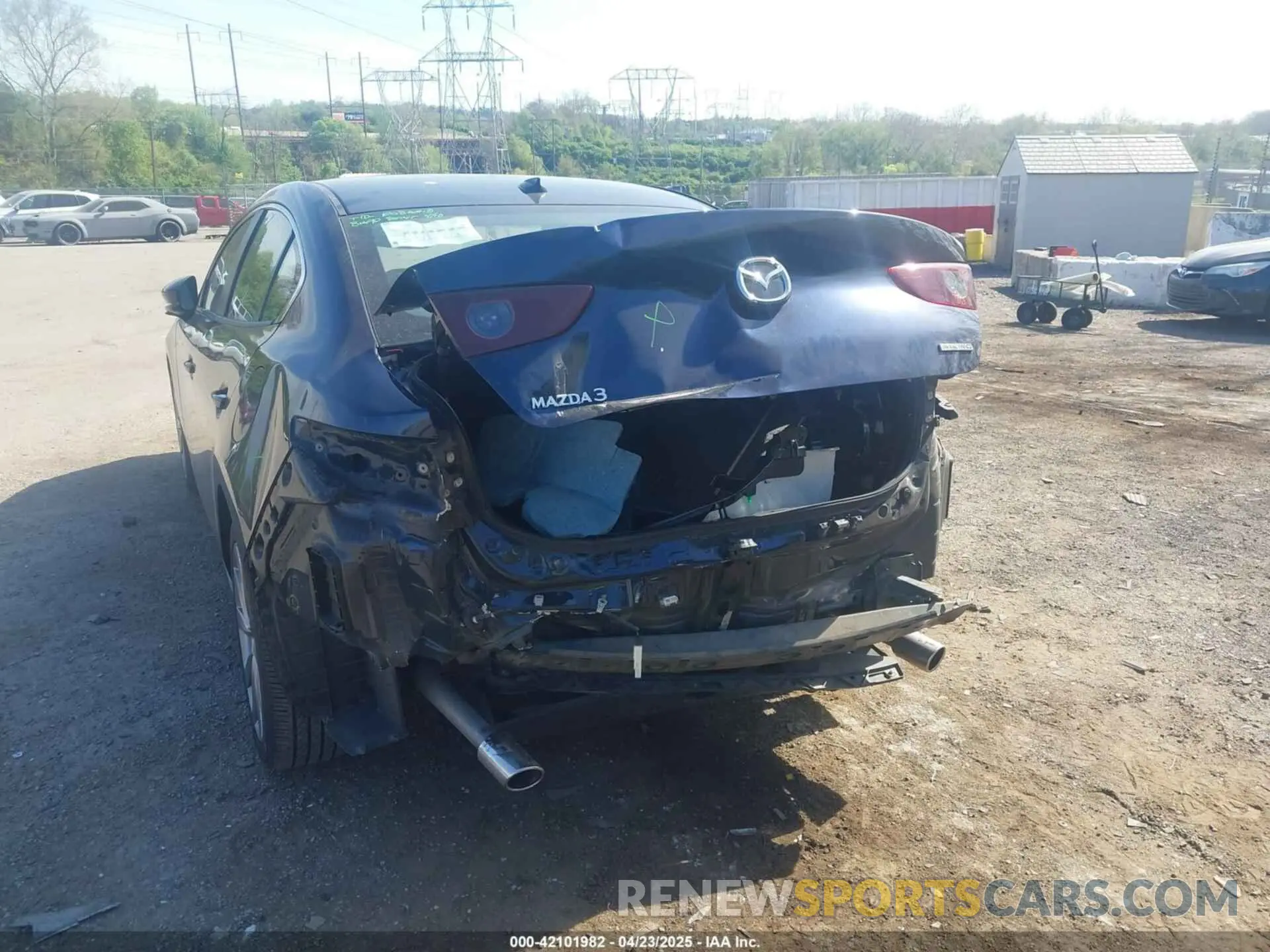 6 Фотография поврежденного автомобиля 3MZBPADL5KM107878 MAZDA MAZDA3 2019