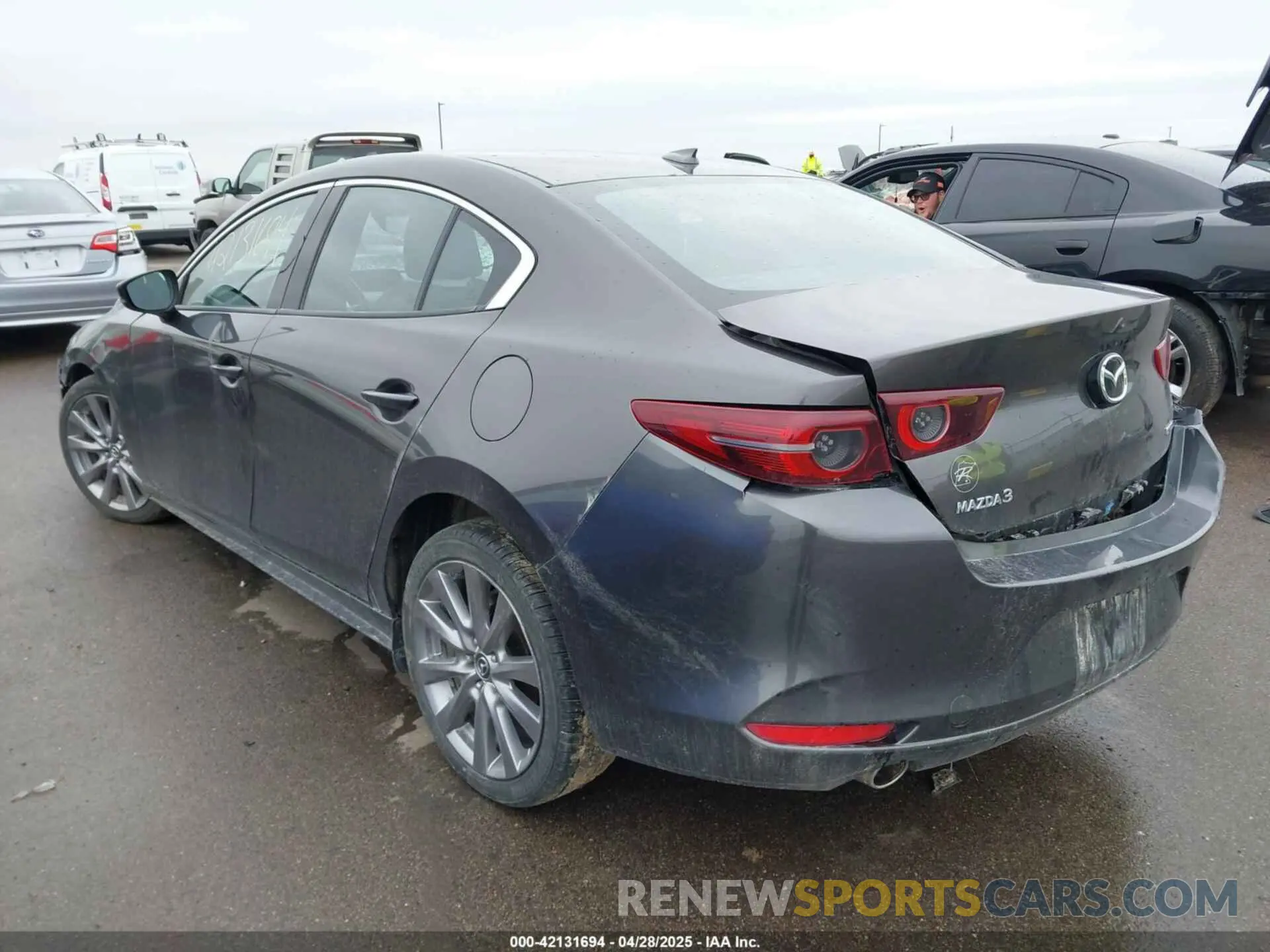 3 Photograph of a damaged car 3MZBPAEMXKM103817 MAZDA MAZDA3 2019