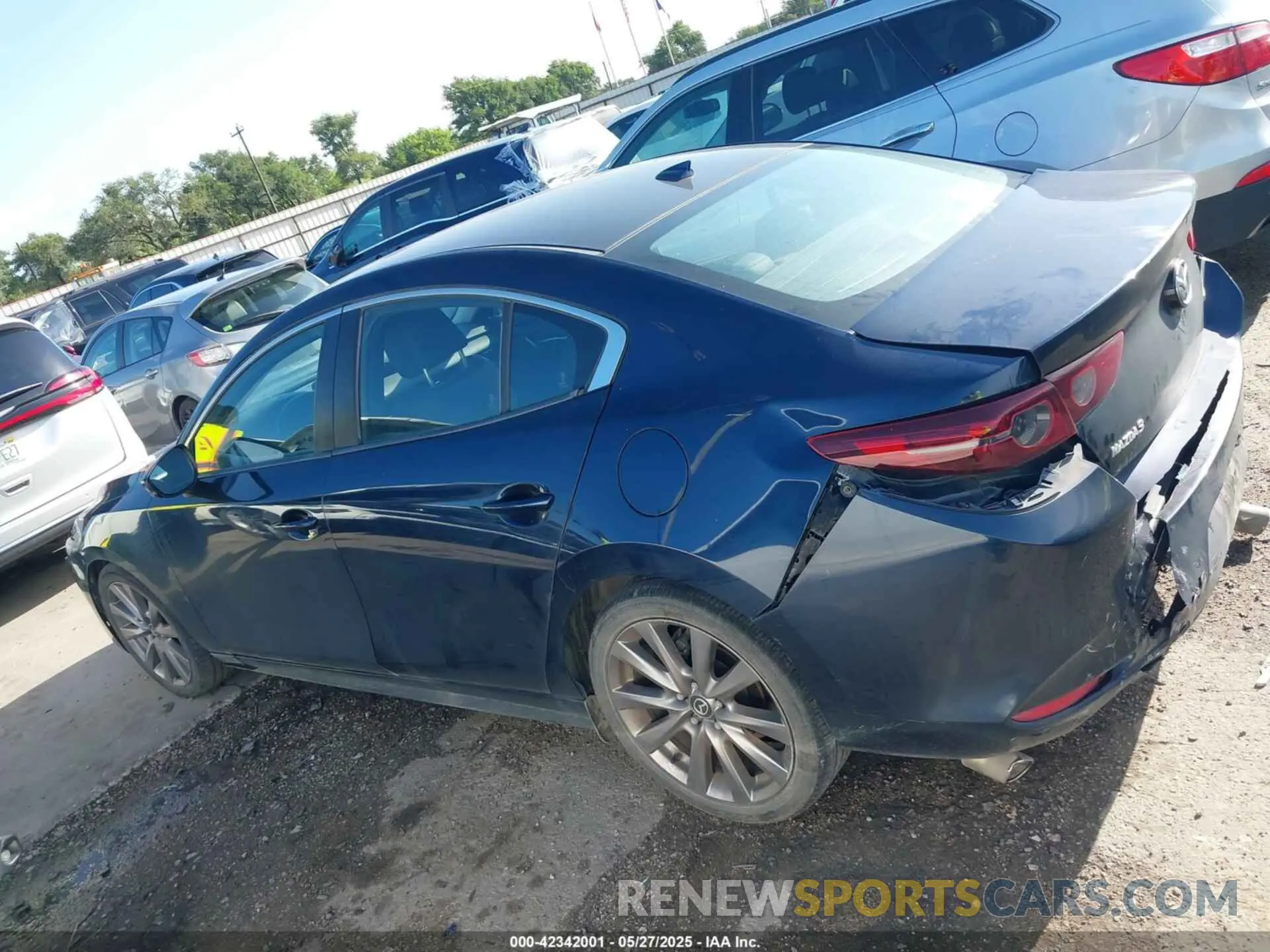 14 Photograph of a damaged car JM1BPACL0K1110348 MAZDA MAZDA3 2019