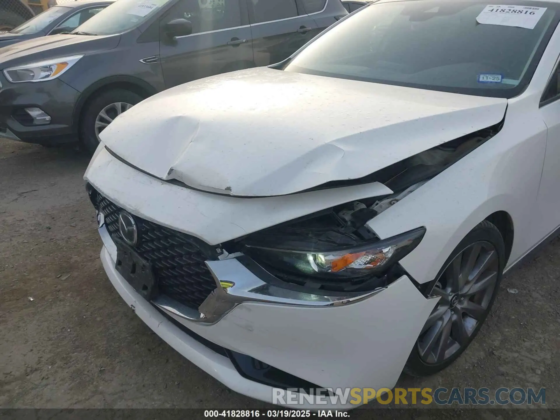 6 Фотография поврежденного автомобиля JM1BPACL6K1109964 MAZDA MAZDA3 2019