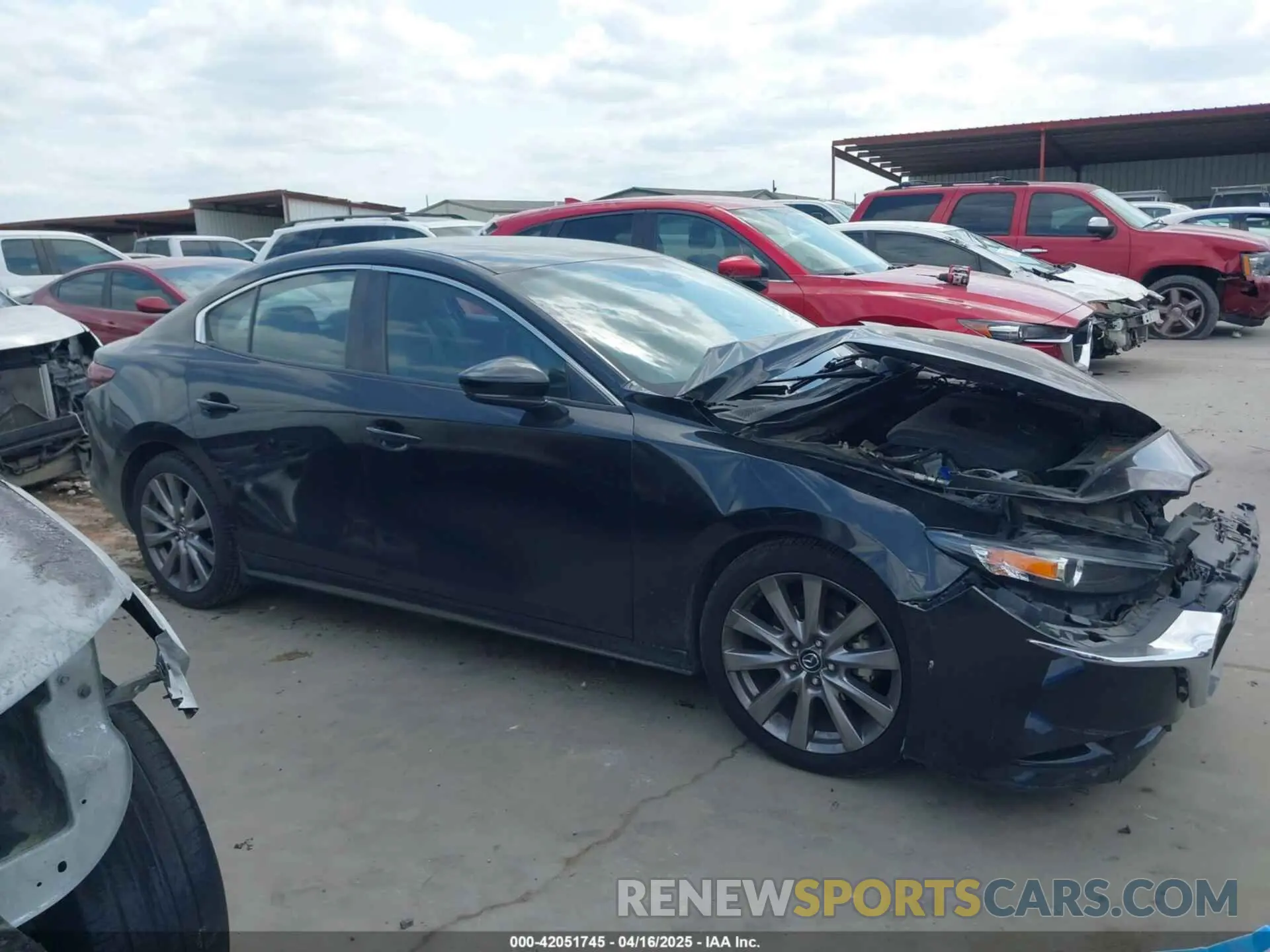 13 Фотография поврежденного автомобиля JM1BPACL8K1109707 MAZDA MAZDA3 2019