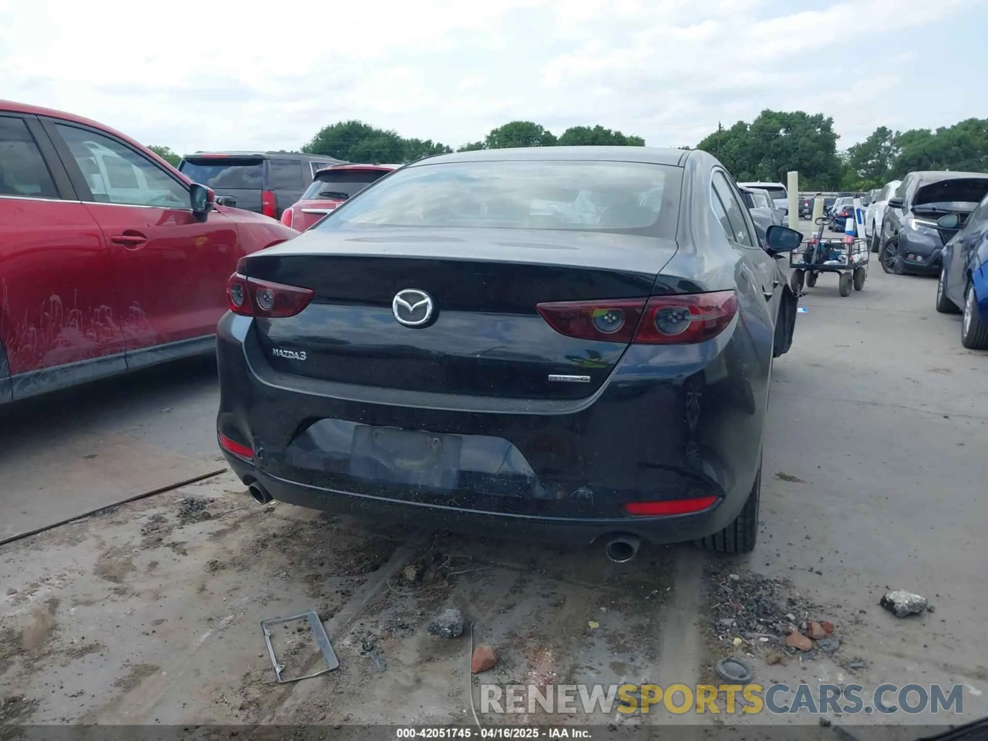 16 Фотография поврежденного автомобиля JM1BPACL8K1109707 MAZDA MAZDA3 2019