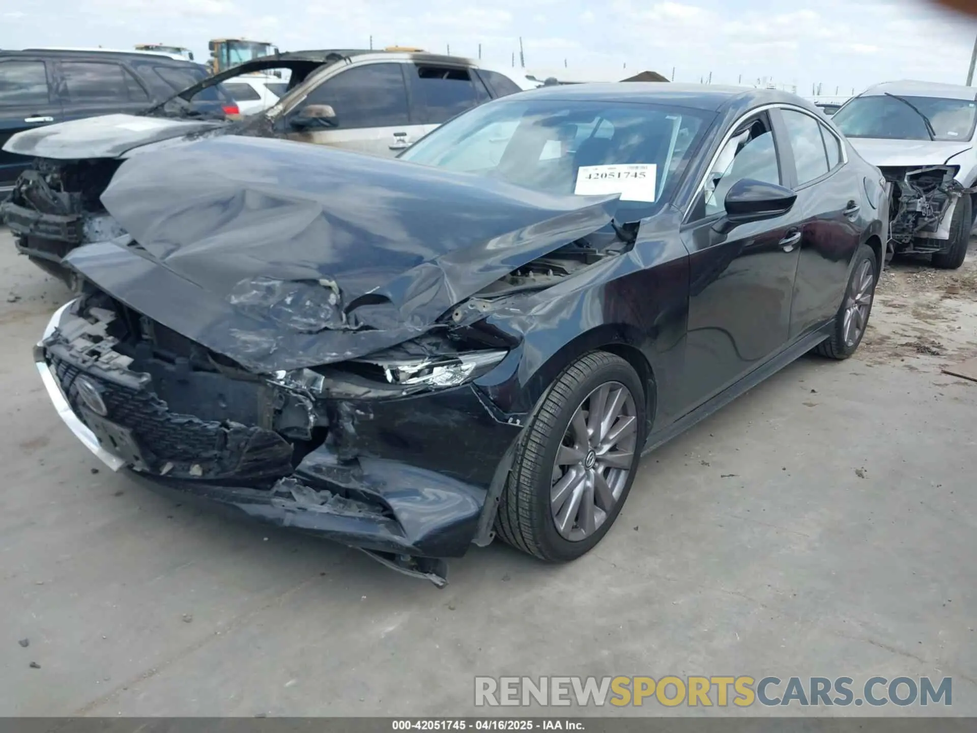 2 Фотография поврежденного автомобиля JM1BPACL8K1109707 MAZDA MAZDA3 2019