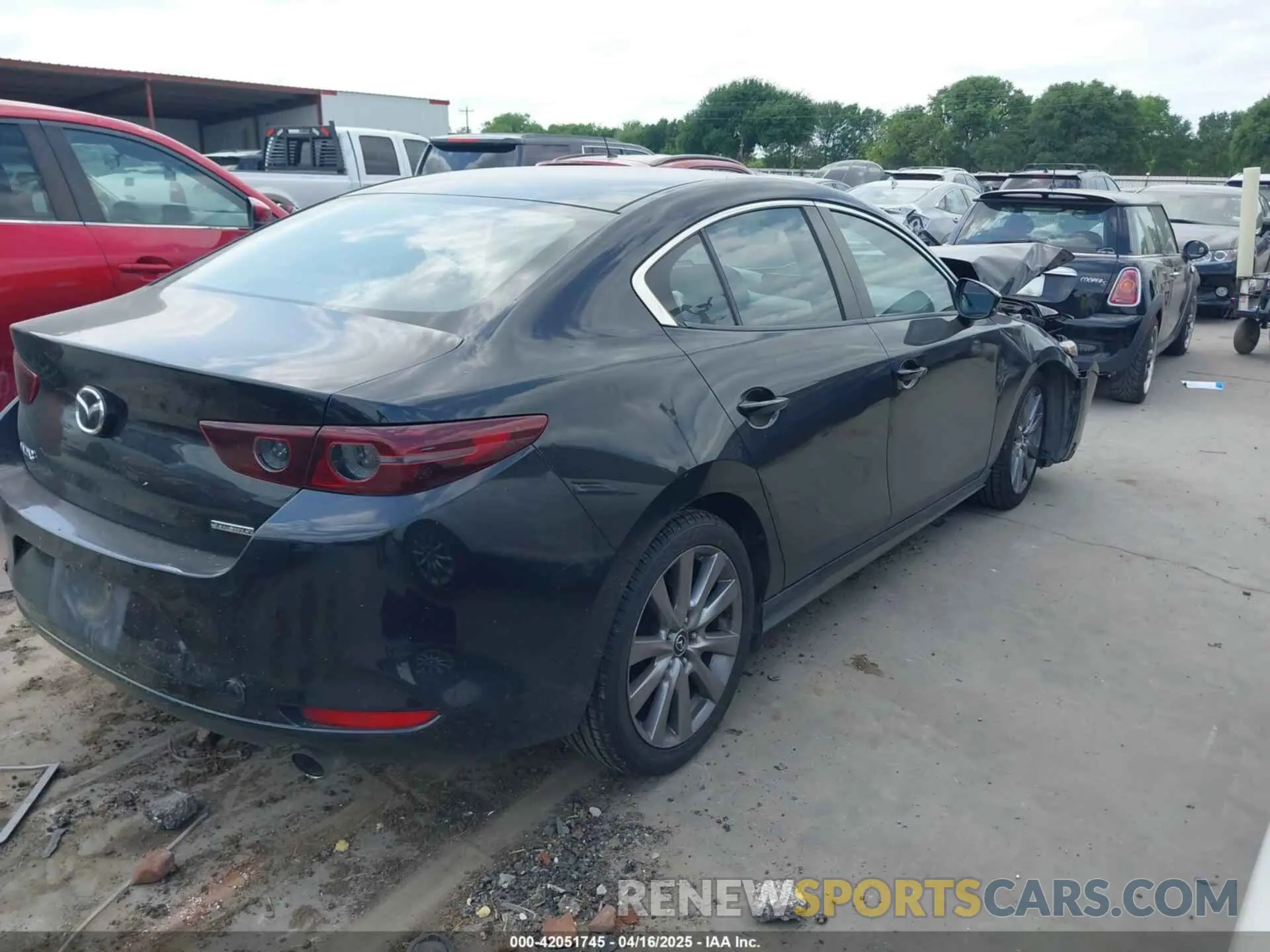 4 Фотография поврежденного автомобиля JM1BPACL8K1109707 MAZDA MAZDA3 2019