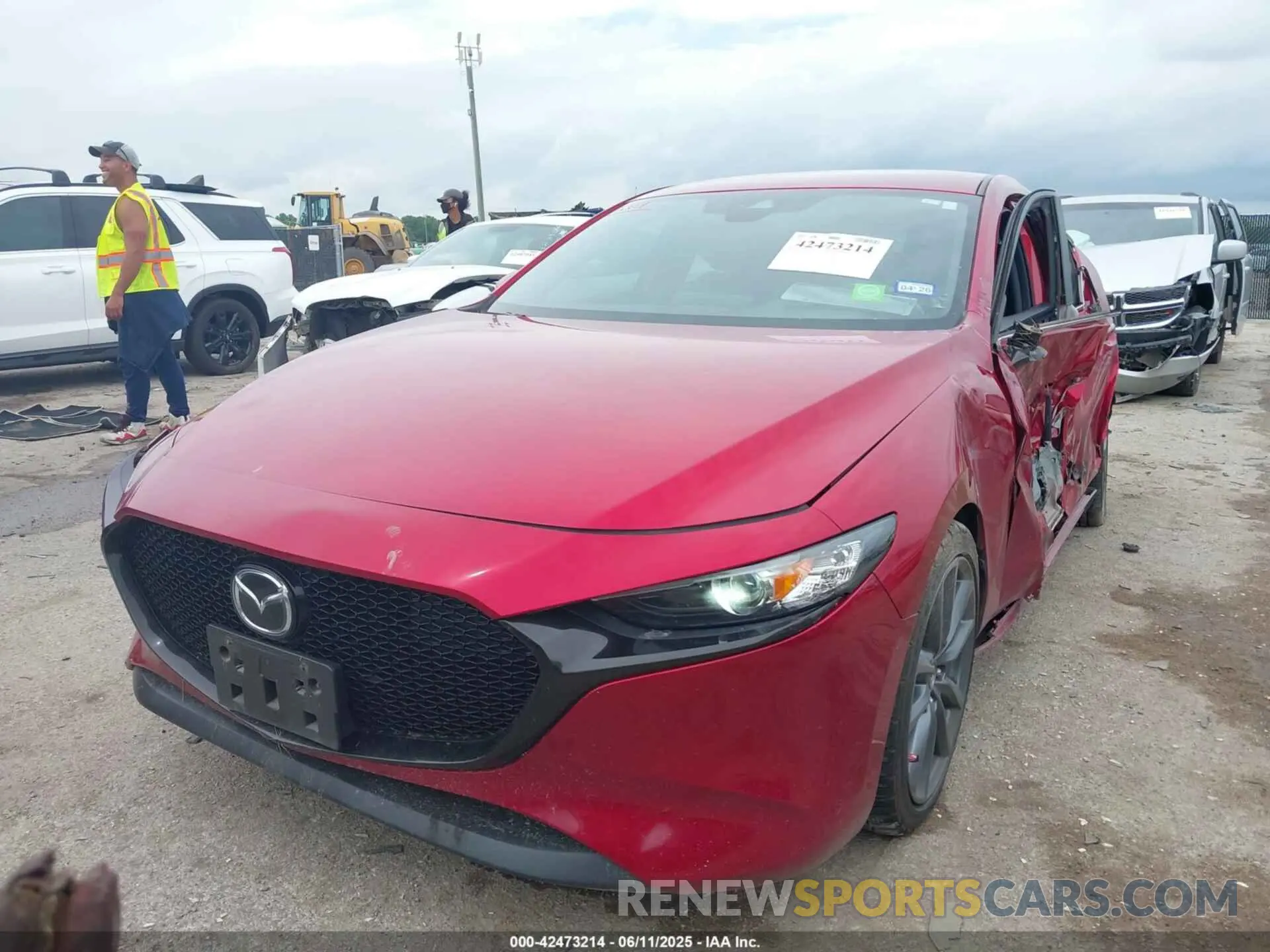 2 Photograph of a damaged car JM1BPAJM7K1133105 MAZDA MAZDA3 2019
