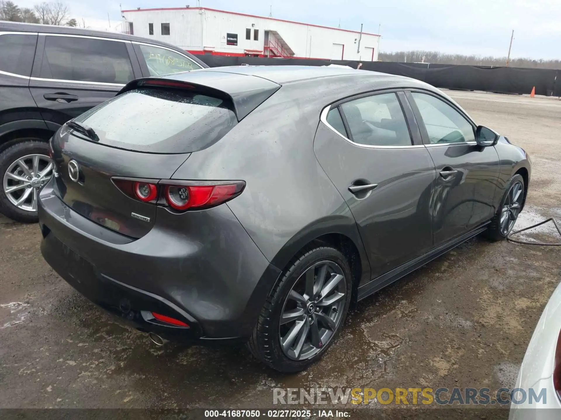 4 Фотография поврежденного автомобиля JM1BPAJM8K1133405 MAZDA MAZDA3 2019