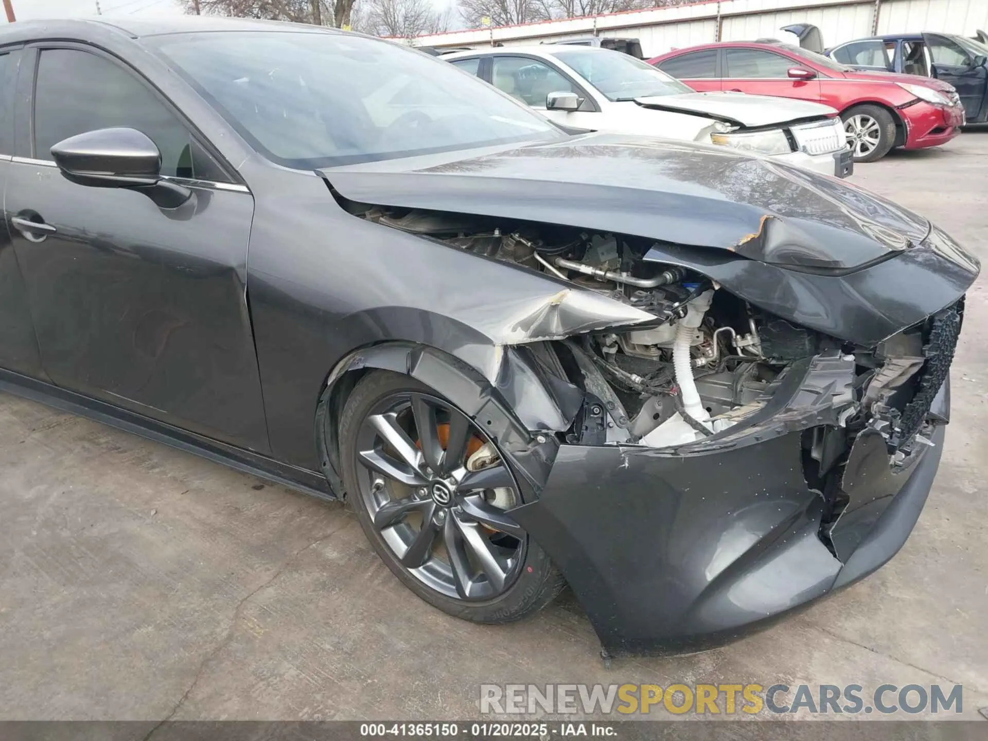 17 Photograph of a damaged car JM1BPAJMXK1121384 MAZDA MAZDA3 2019