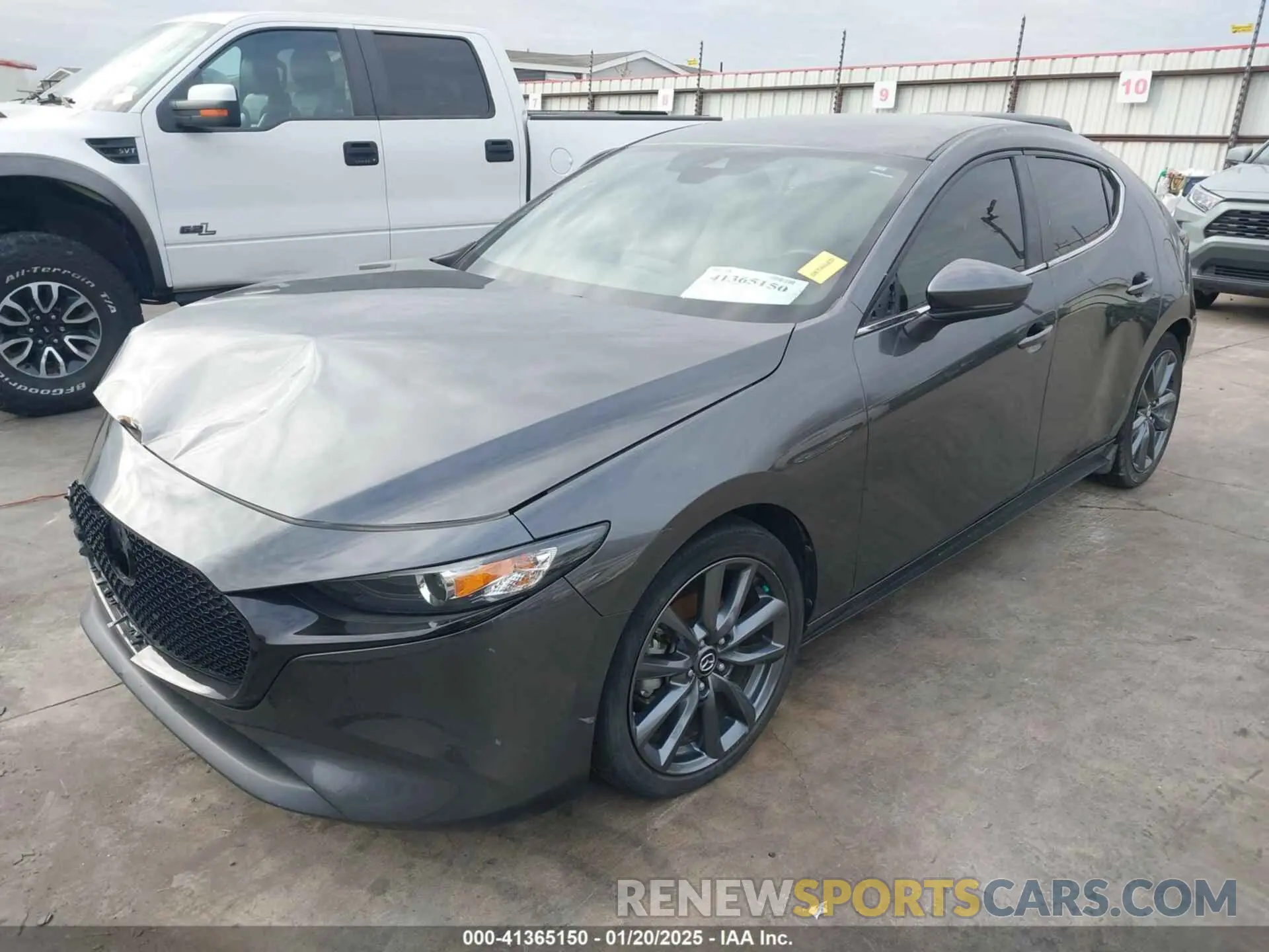 2 Photograph of a damaged car JM1BPAJMXK1121384 MAZDA MAZDA3 2019