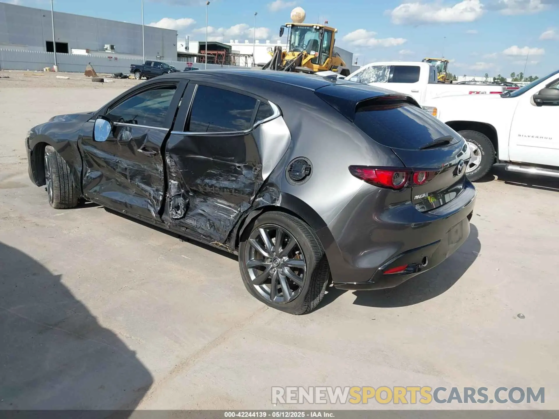 3 Фотография поврежденного автомобиля JM1BPAMM2K1119687 MAZDA MAZDA3 2019