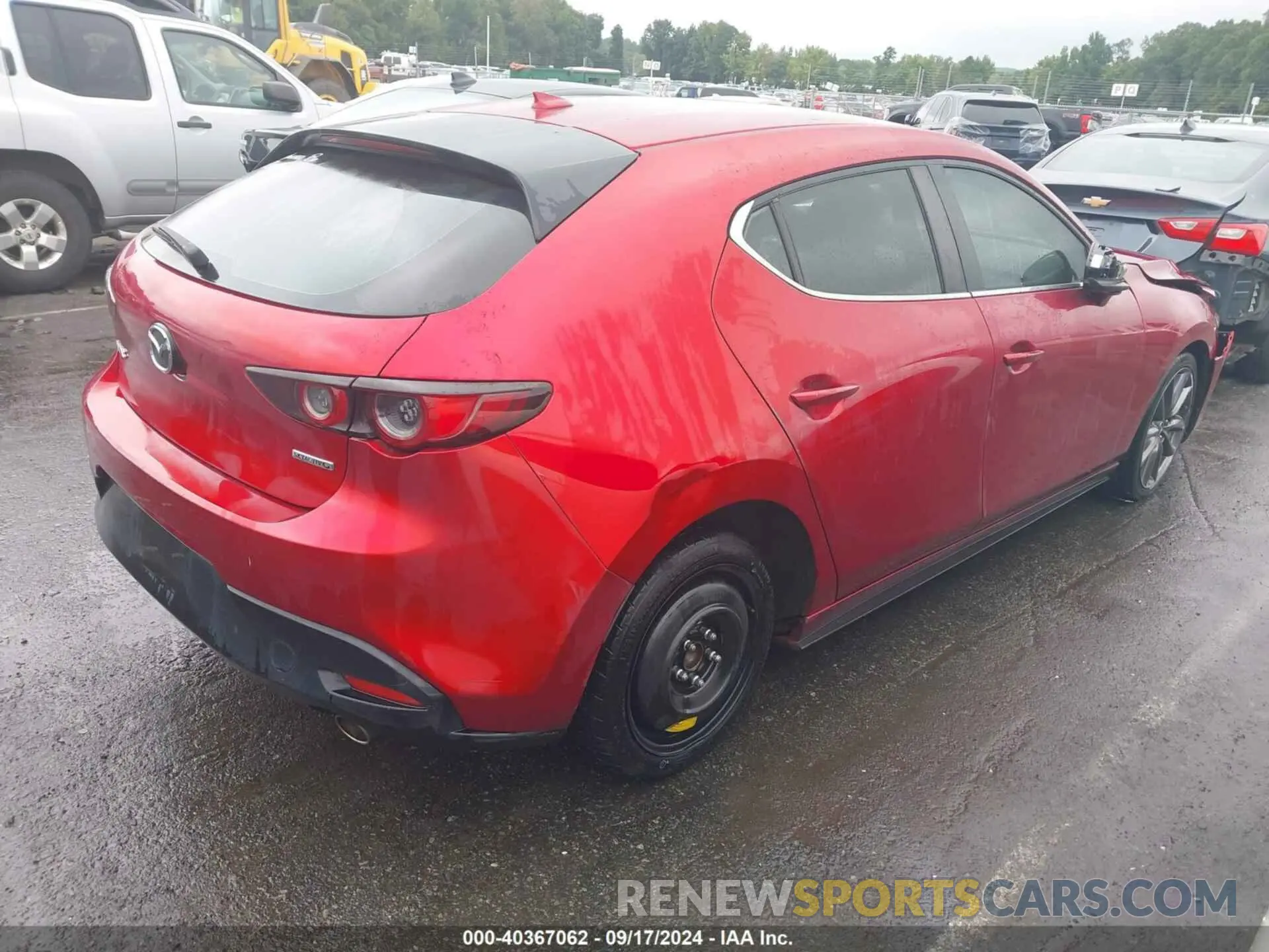 4 Photograph of a damaged car JM1BPAMM2K1135386 MAZDA MAZDA3 2019