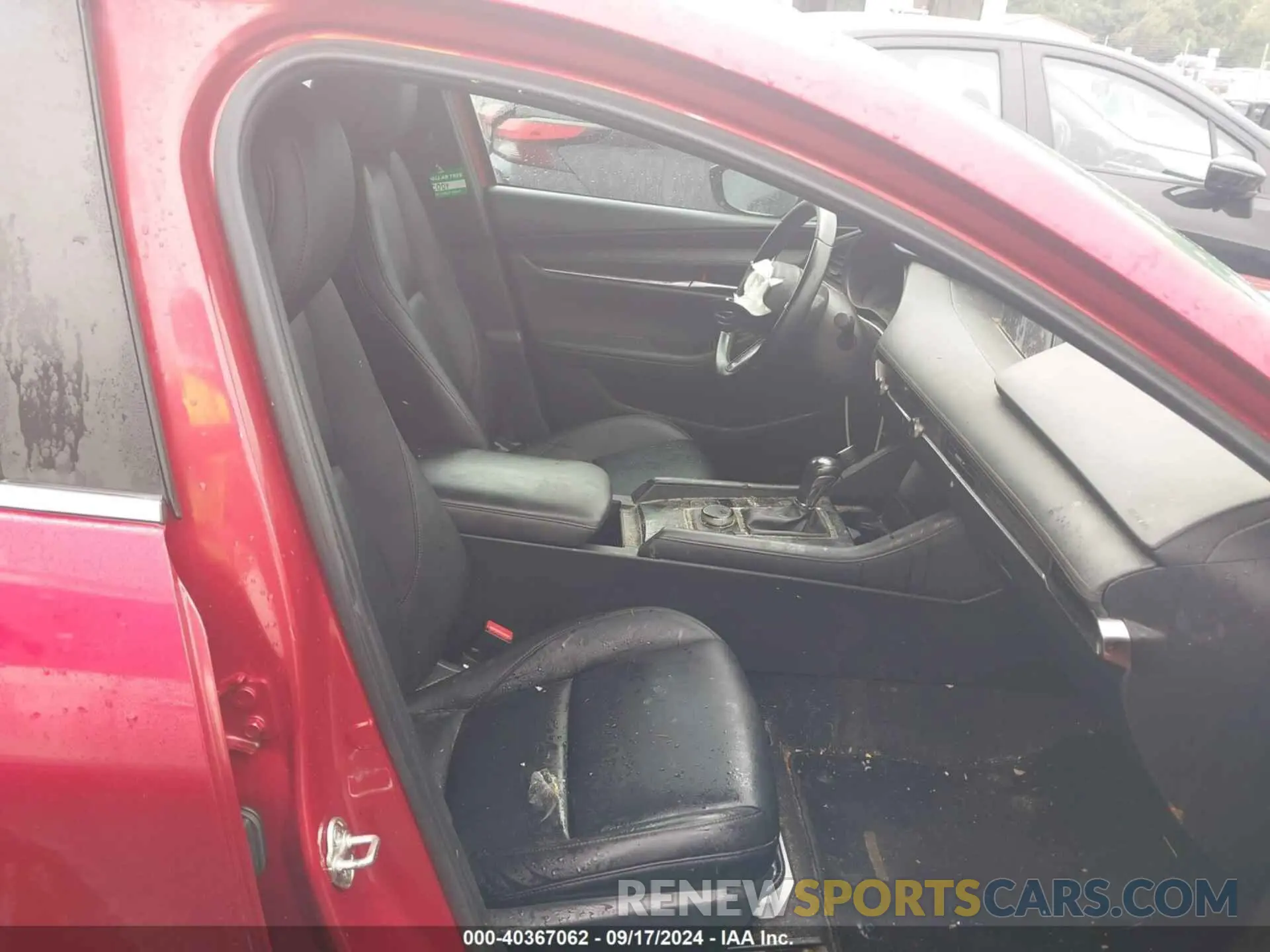 5 Photograph of a damaged car JM1BPAMM2K1135386 MAZDA MAZDA3 2019