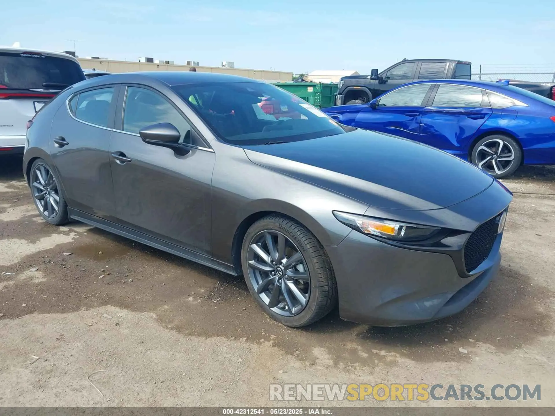 1 Photograph of a damaged car JM1BPAMM6K1142597 MAZDA MAZDA3 2019