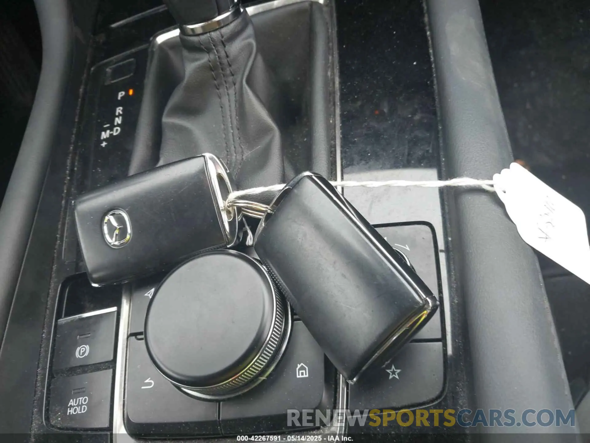 11 Photograph of a damaged car JM1BPBDM5K1133296 MAZDA MAZDA3 2019