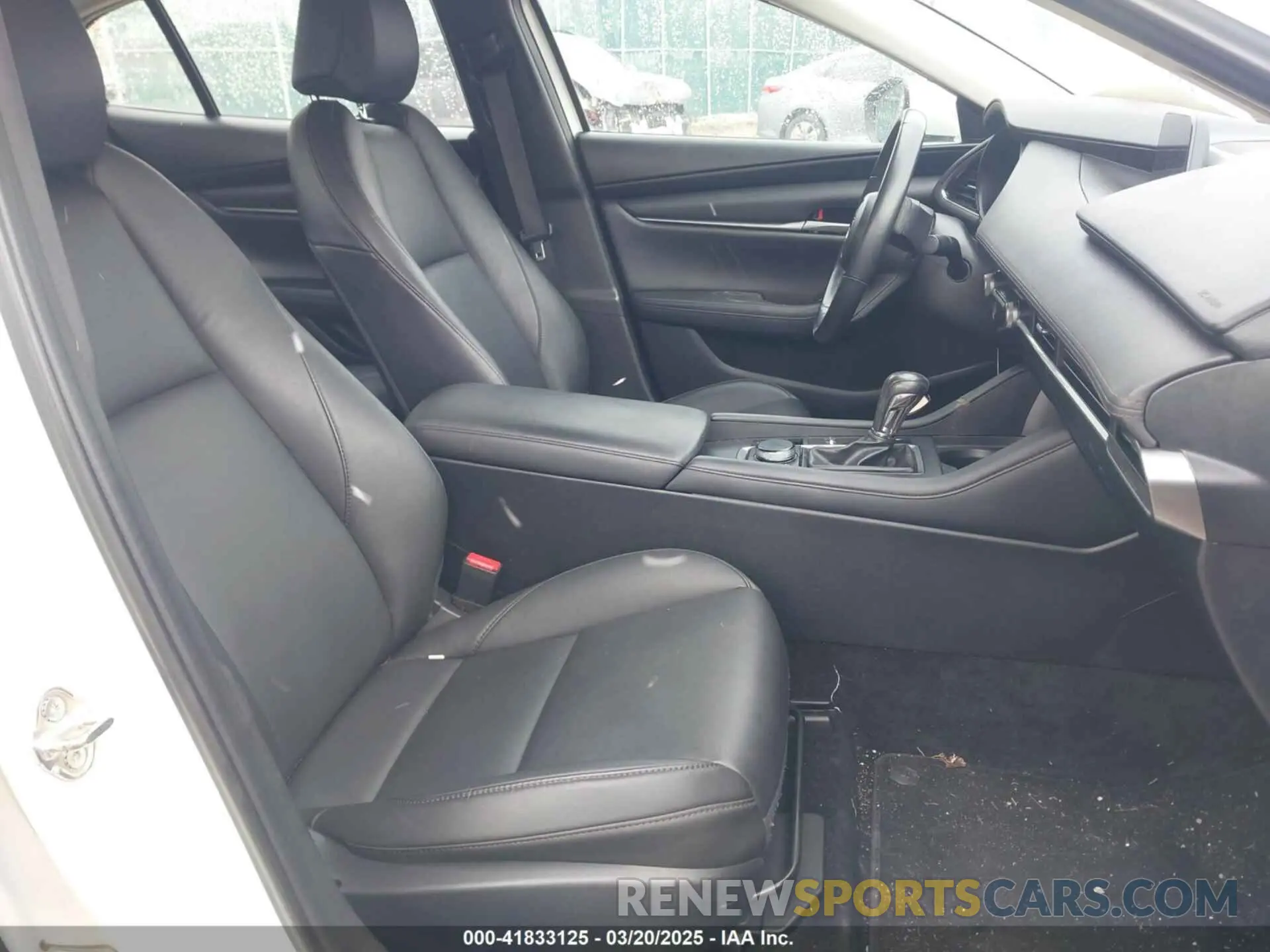 5 Photograph of a damaged car 3MZBPACL4LM135254 MAZDA MAZDA3 2020