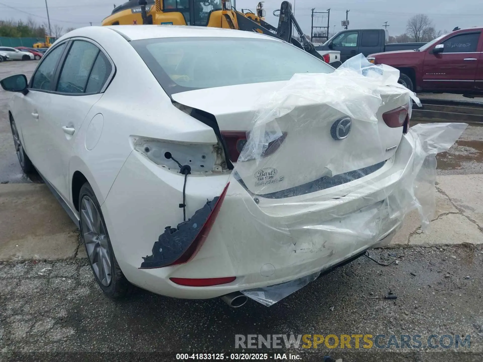 6 Photograph of a damaged car 3MZBPACL4LM135254 MAZDA MAZDA3 2020