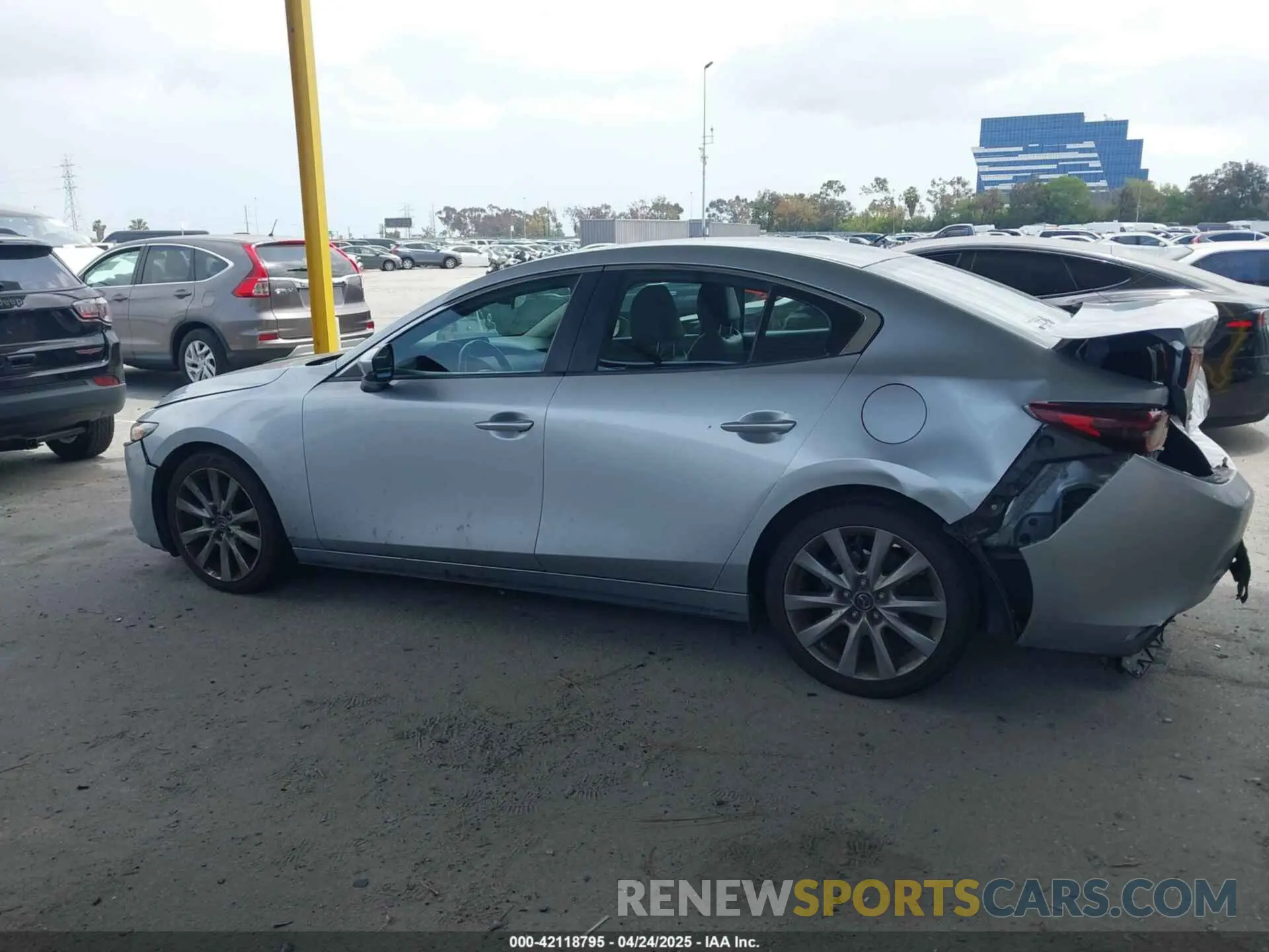 14 Фотография поврежденного автомобиля 3MZBPACL6LM131481 MAZDA MAZDA3 2020