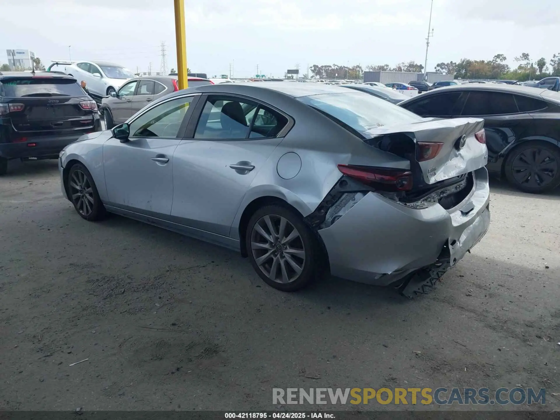 3 Фотография поврежденного автомобиля 3MZBPACL6LM131481 MAZDA MAZDA3 2020