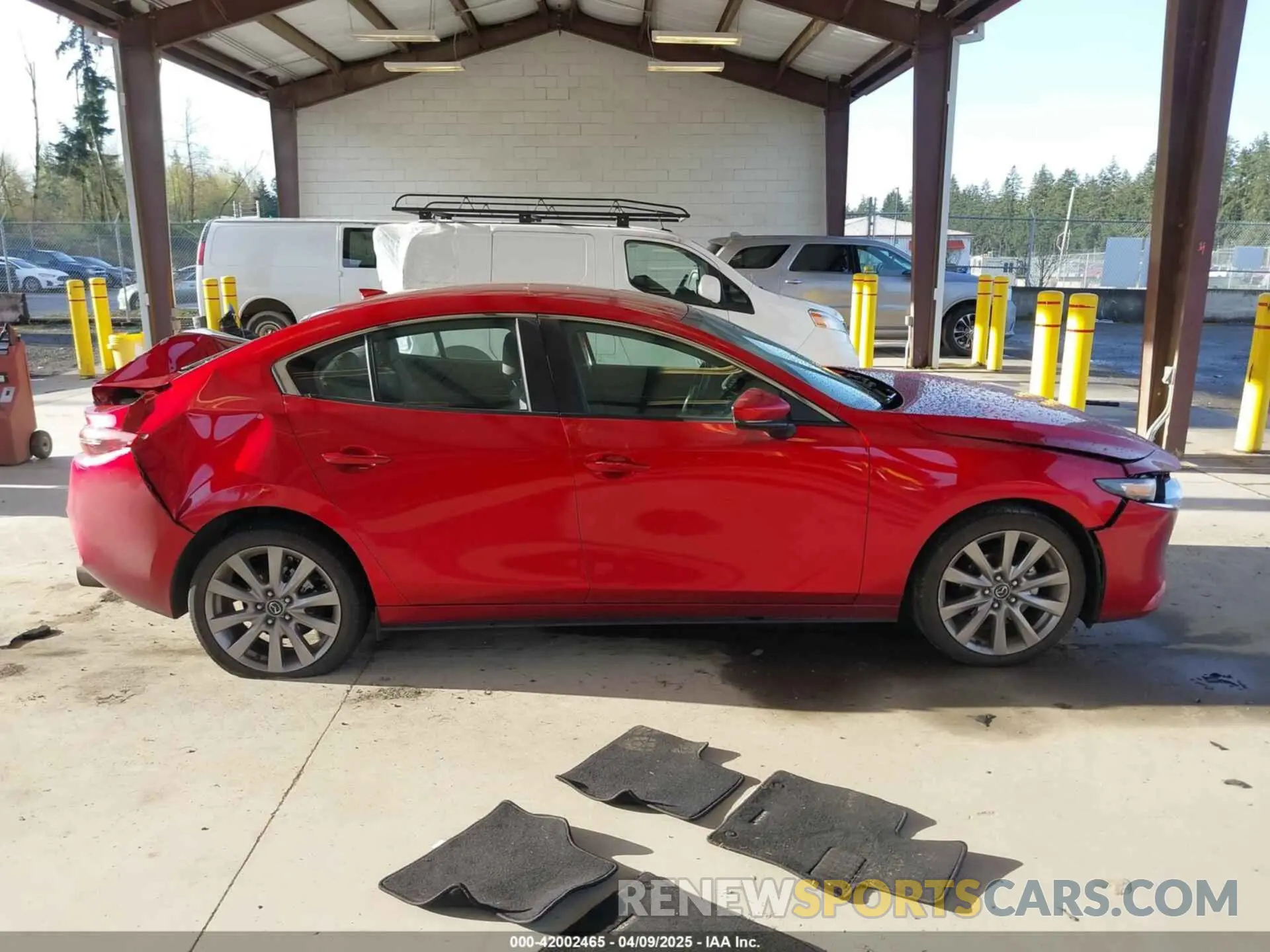 13 Photograph of a damaged car 3MZBPADL9LM129156 MAZDA MAZDA3 2020