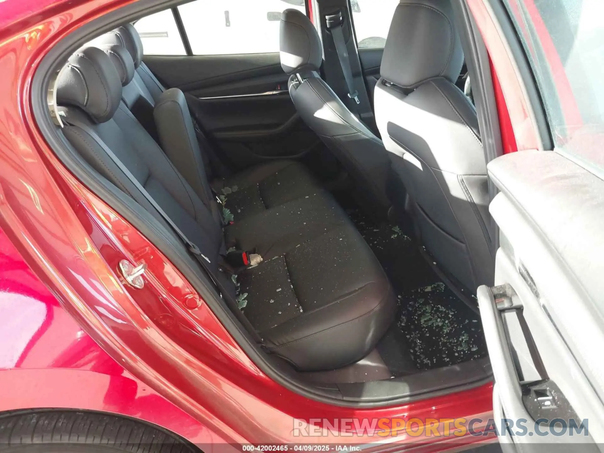 8 Photograph of a damaged car 3MZBPADL9LM129156 MAZDA MAZDA3 2020