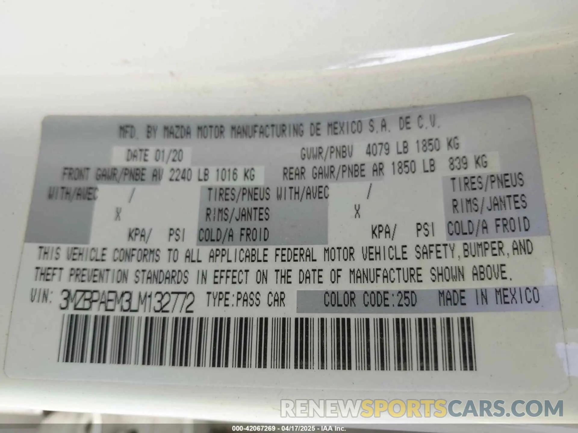 9 Photograph of a damaged car 3MZBPAEM3LM132772 MAZDA MAZDA3 2020