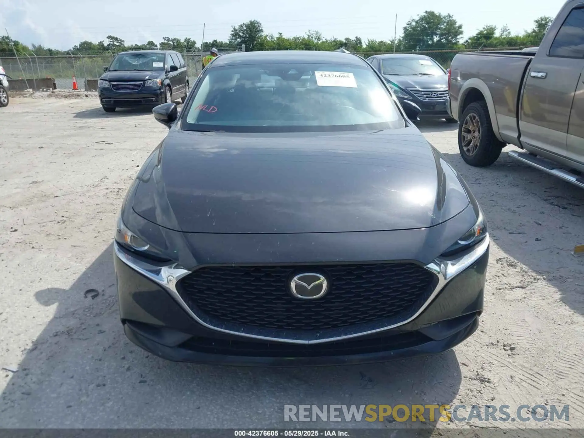 12 Photograph of a damaged car JM1BPACL0L1165481 MAZDA MAZDA3 2020