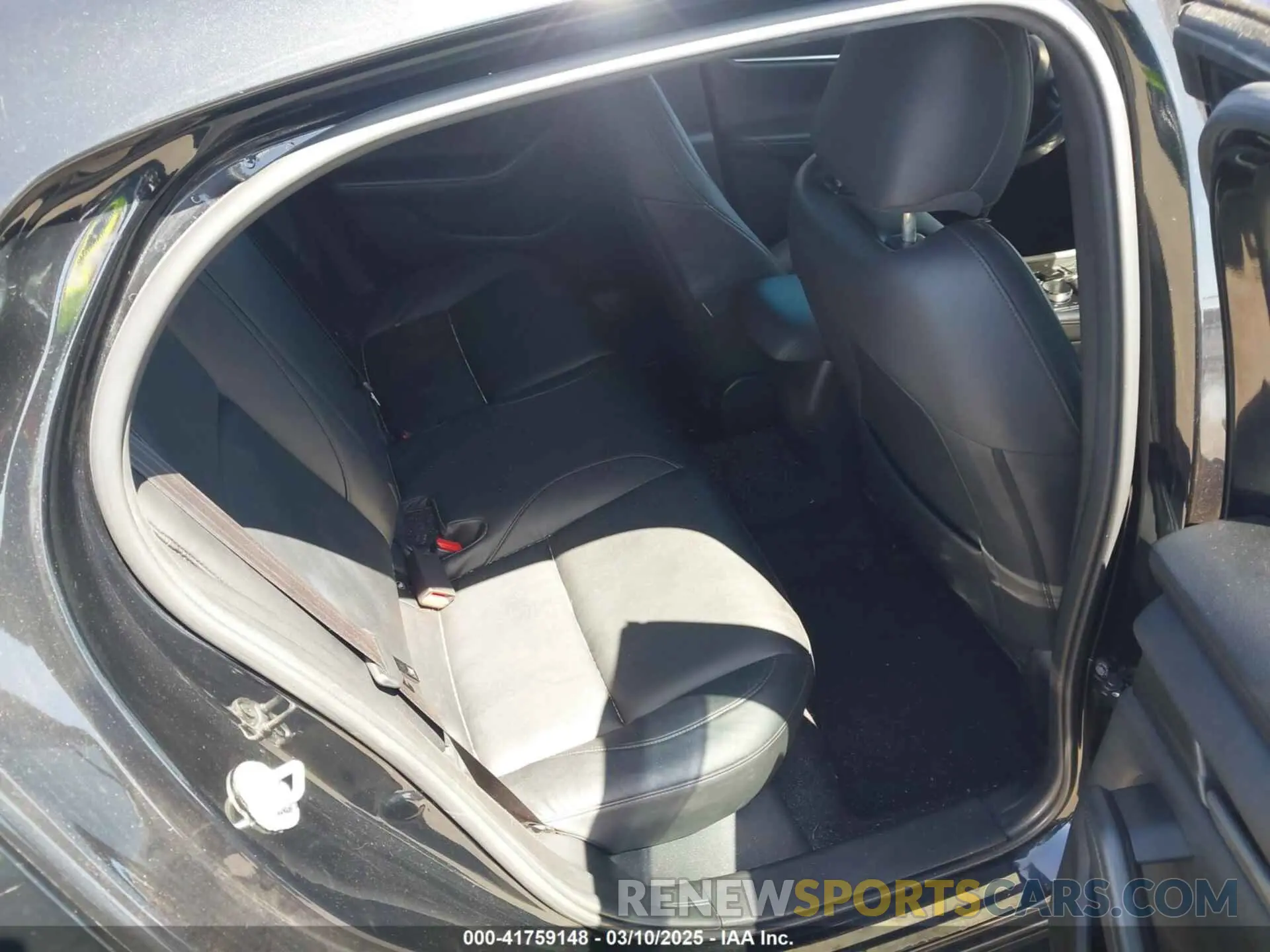 8 Photograph of a damaged car JM1BPALM8L1163289 MAZDA MAZDA3 2020