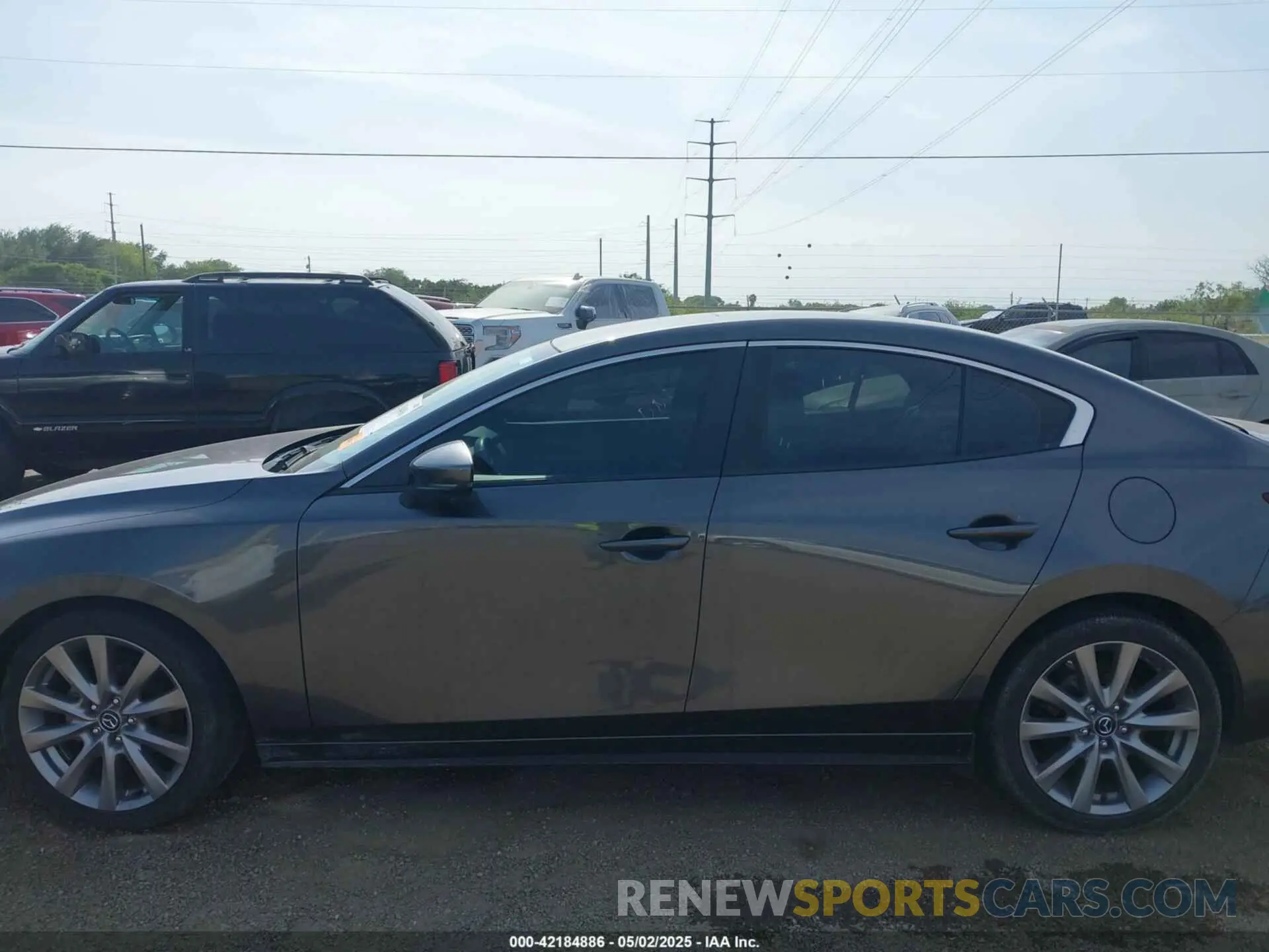 13 Photograph of a damaged car 3MZBPABL6MM251686 MAZDA MAZDA3 2021