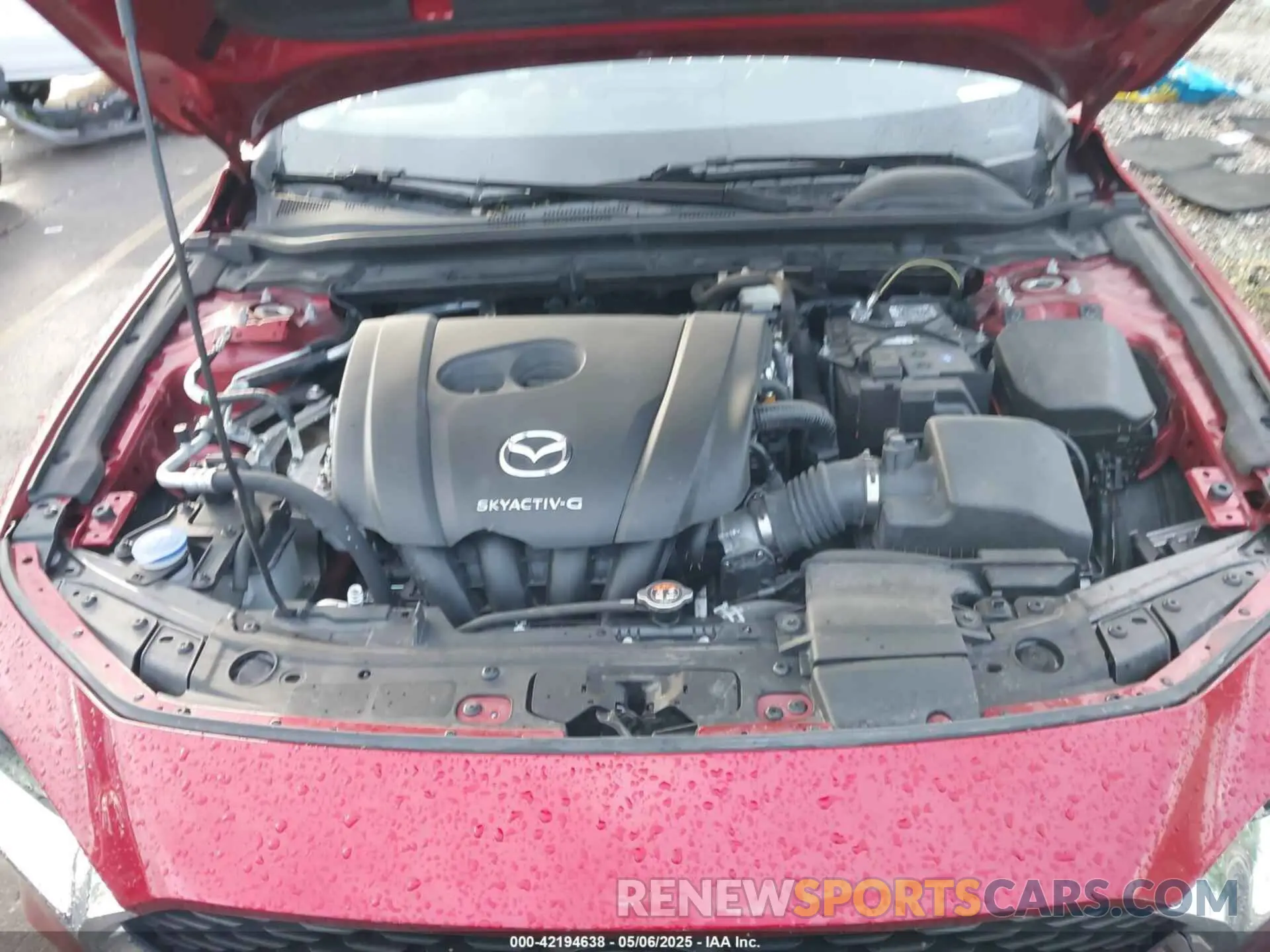 10 Photograph of a damaged car 3MZBPACL0MM252671 MAZDA MAZDA3 2021