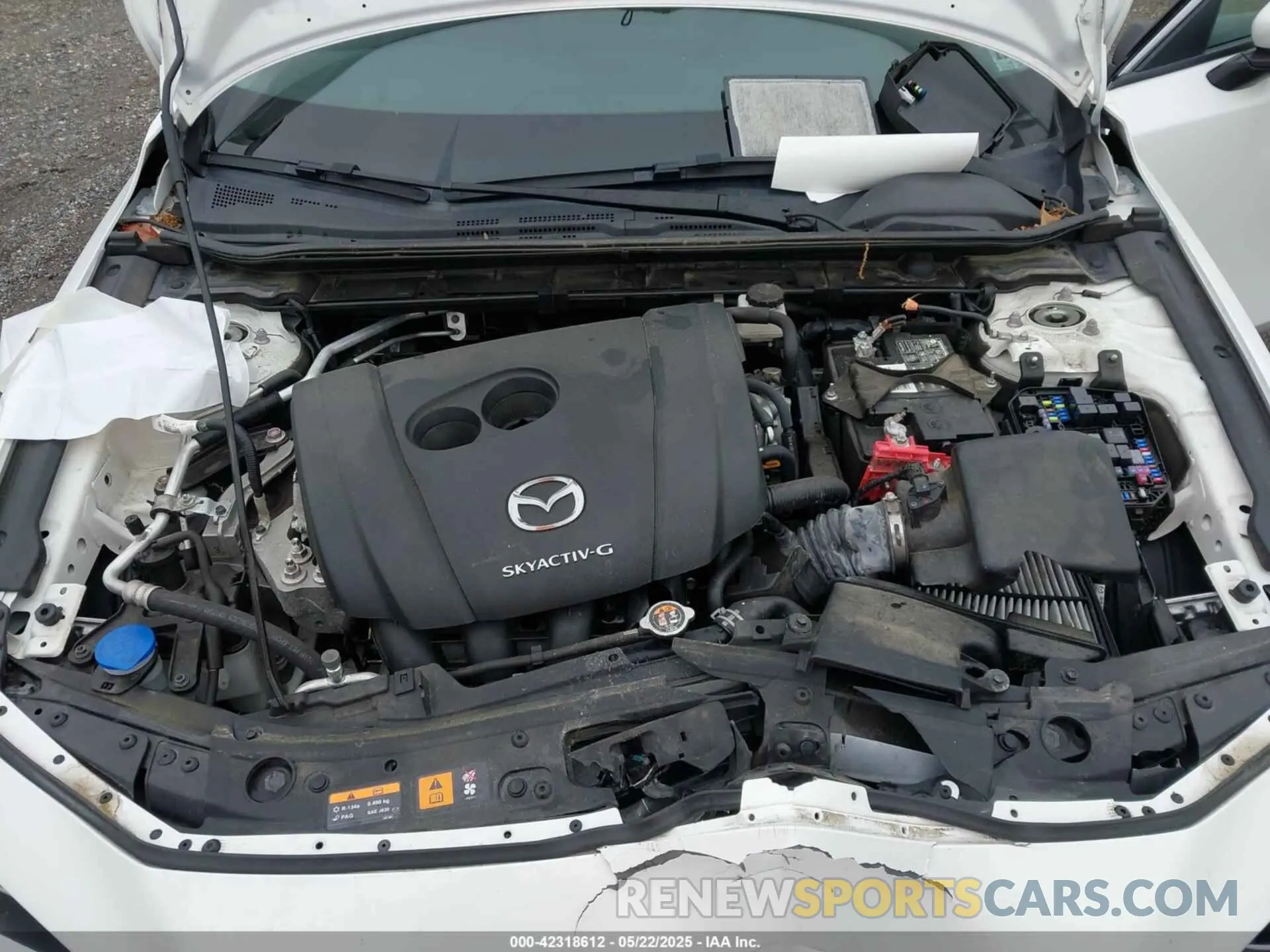10 Photograph of a damaged car 3MZBPBCL0MM250862 MAZDA MAZDA3 2021