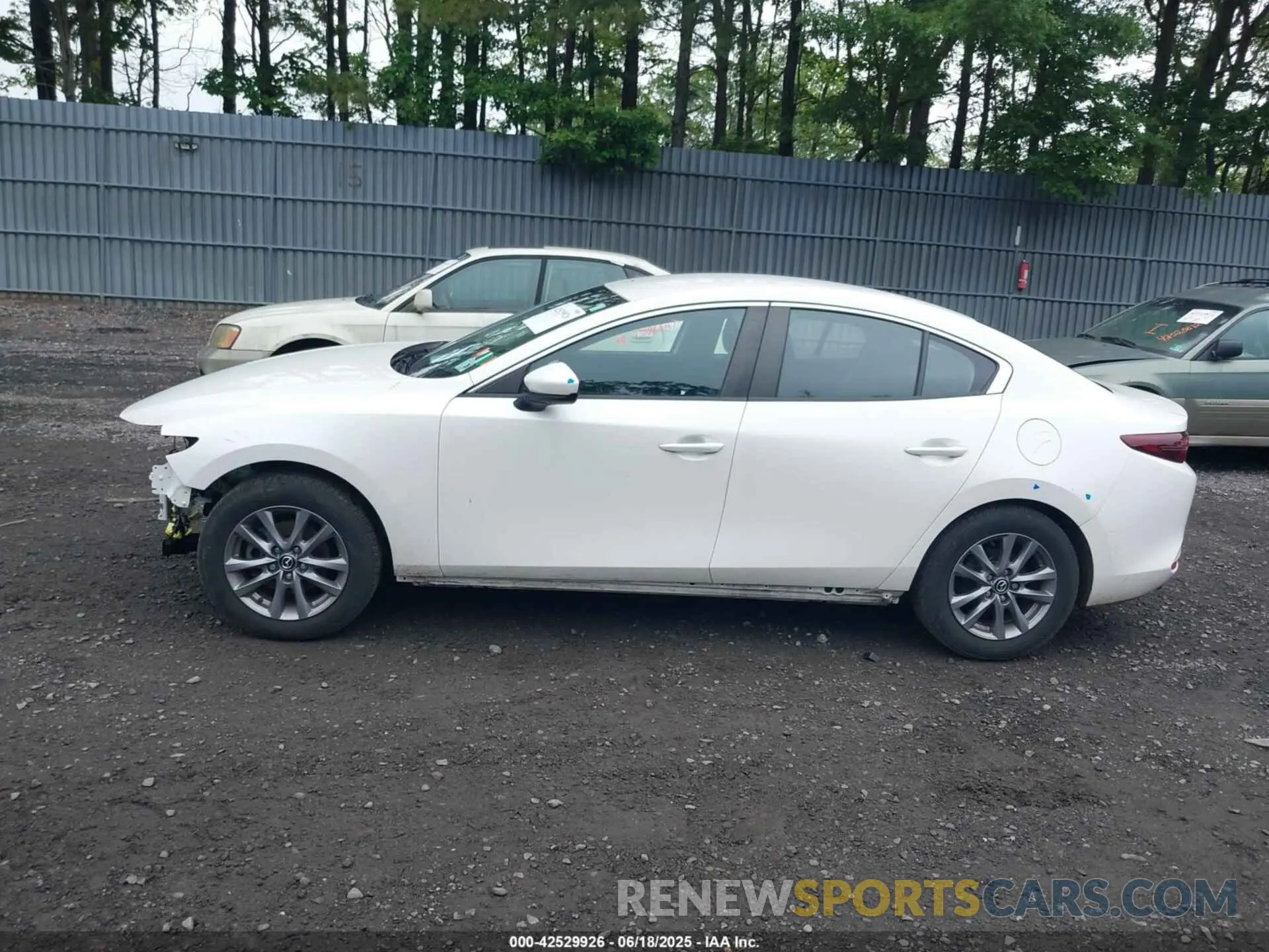 15 Photograph of a damaged car JM1BPAAL3M1313269 MAZDA MAZDA3 2021