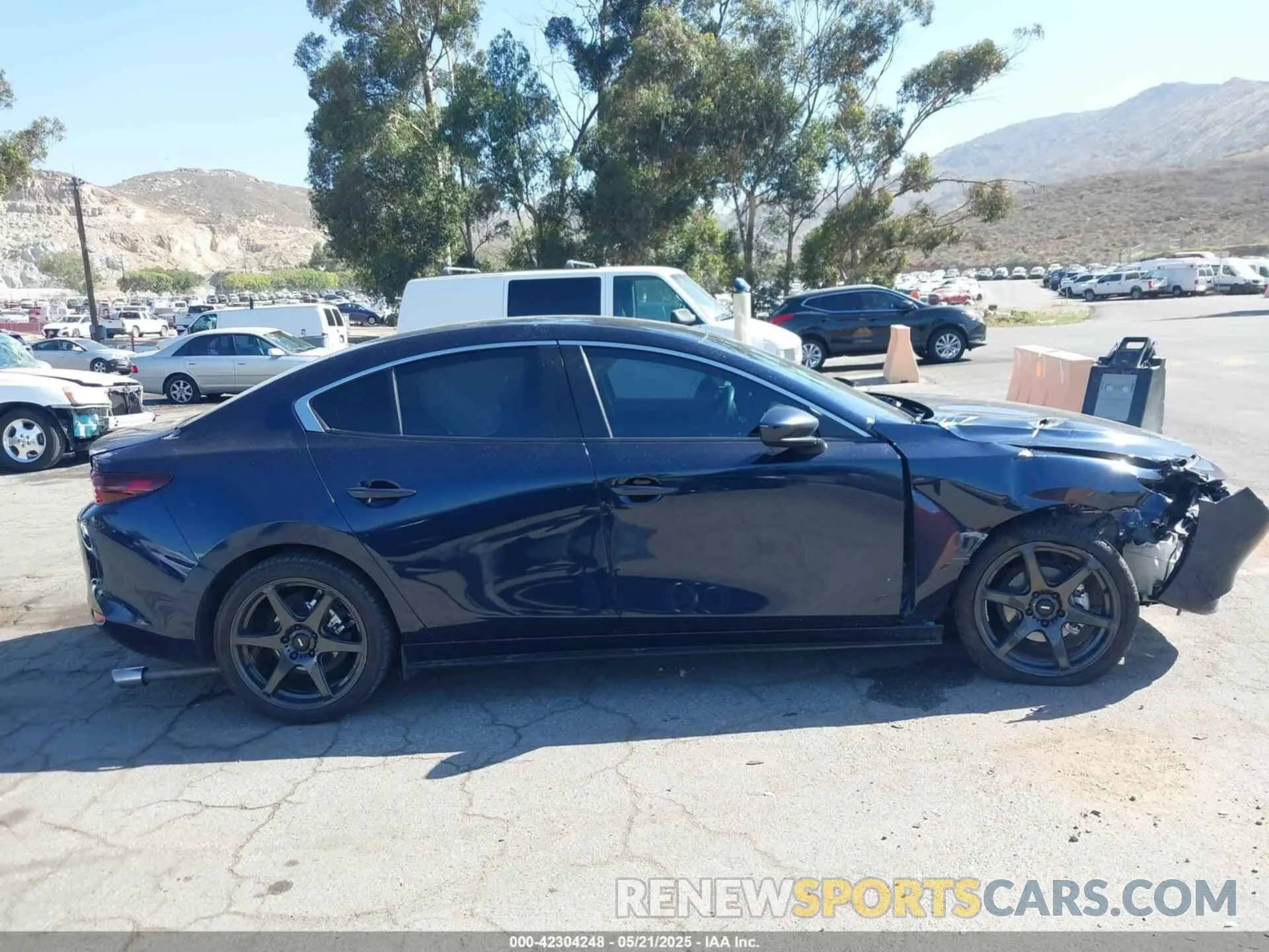 14 Фотография поврежденного автомобиля JM1BPAALXM1326956 MAZDA MAZDA3 2021