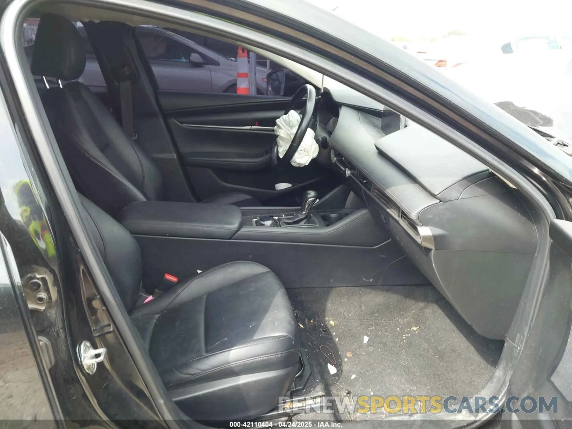 5 Фотография поврежденного автомобиля JM1BPABL0M1320646 MAZDA MAZDA3 2021